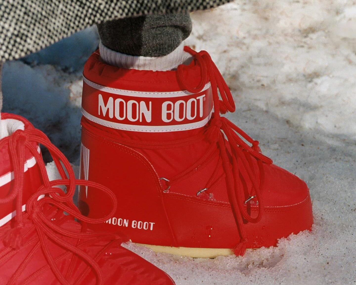 Moon factory boot