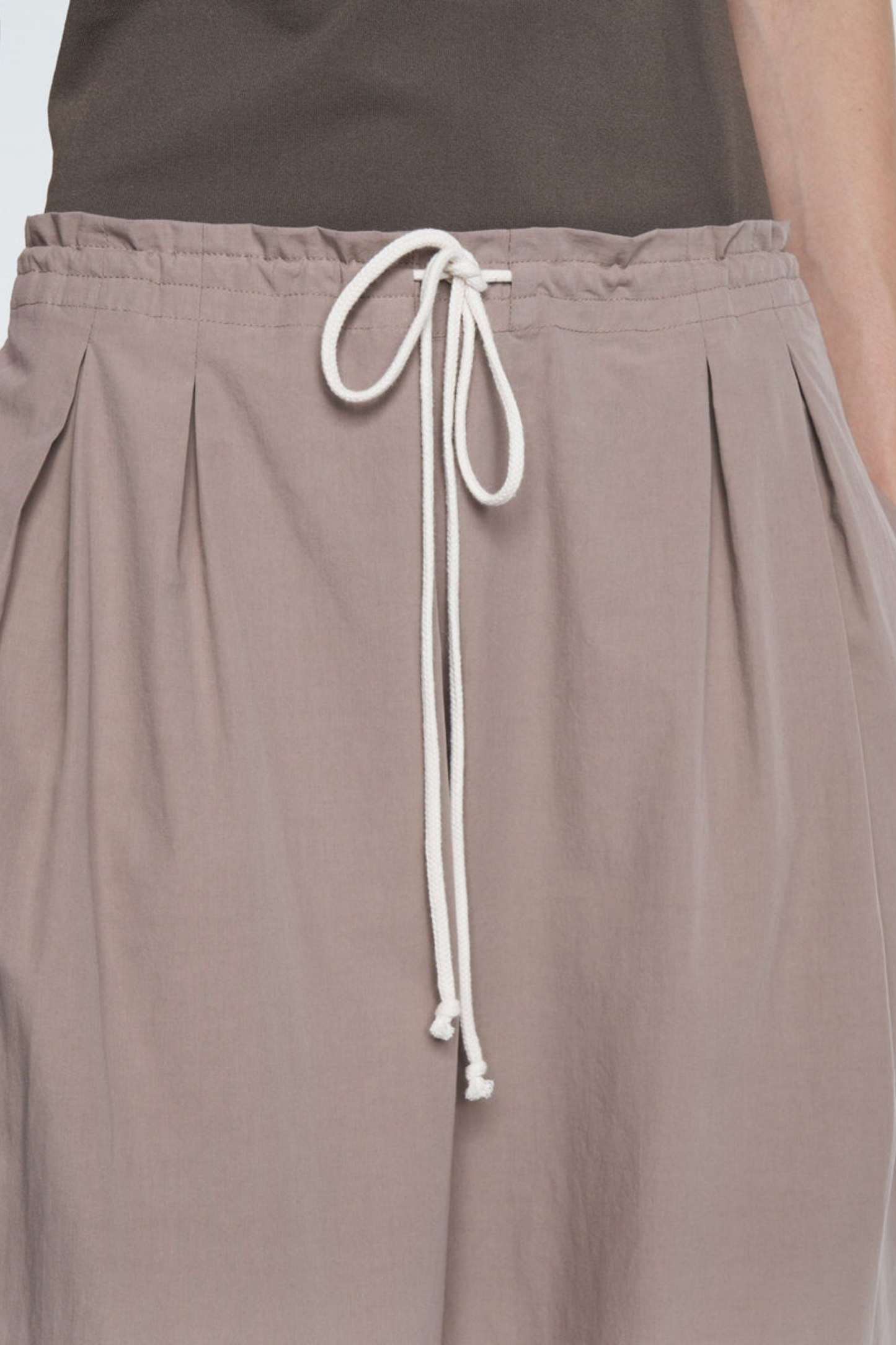 Hose Balloon Drawstring in MousebackMaria McManus - Anita Hass