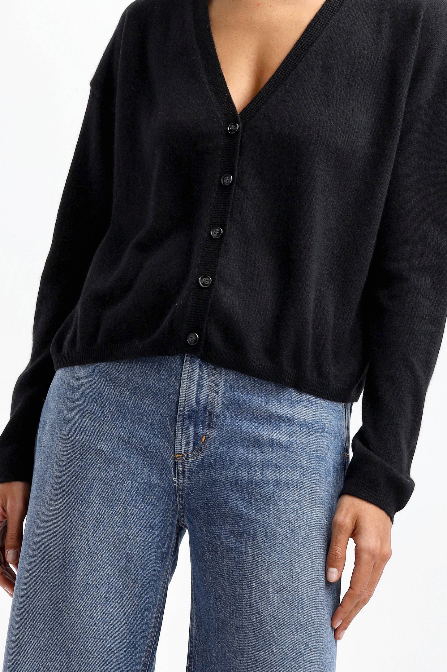 Cardigan Abby in SchwarzLisa Yang - Anita Hass