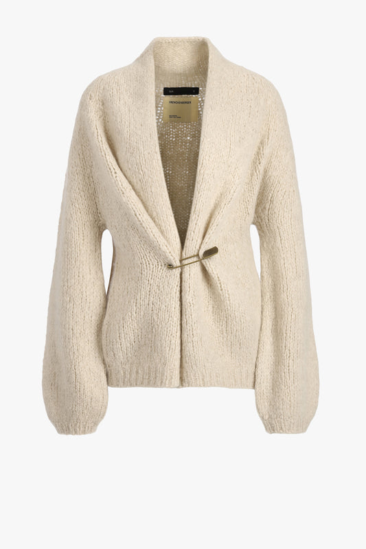 Cardigan Bouclé Brooch in Chalk