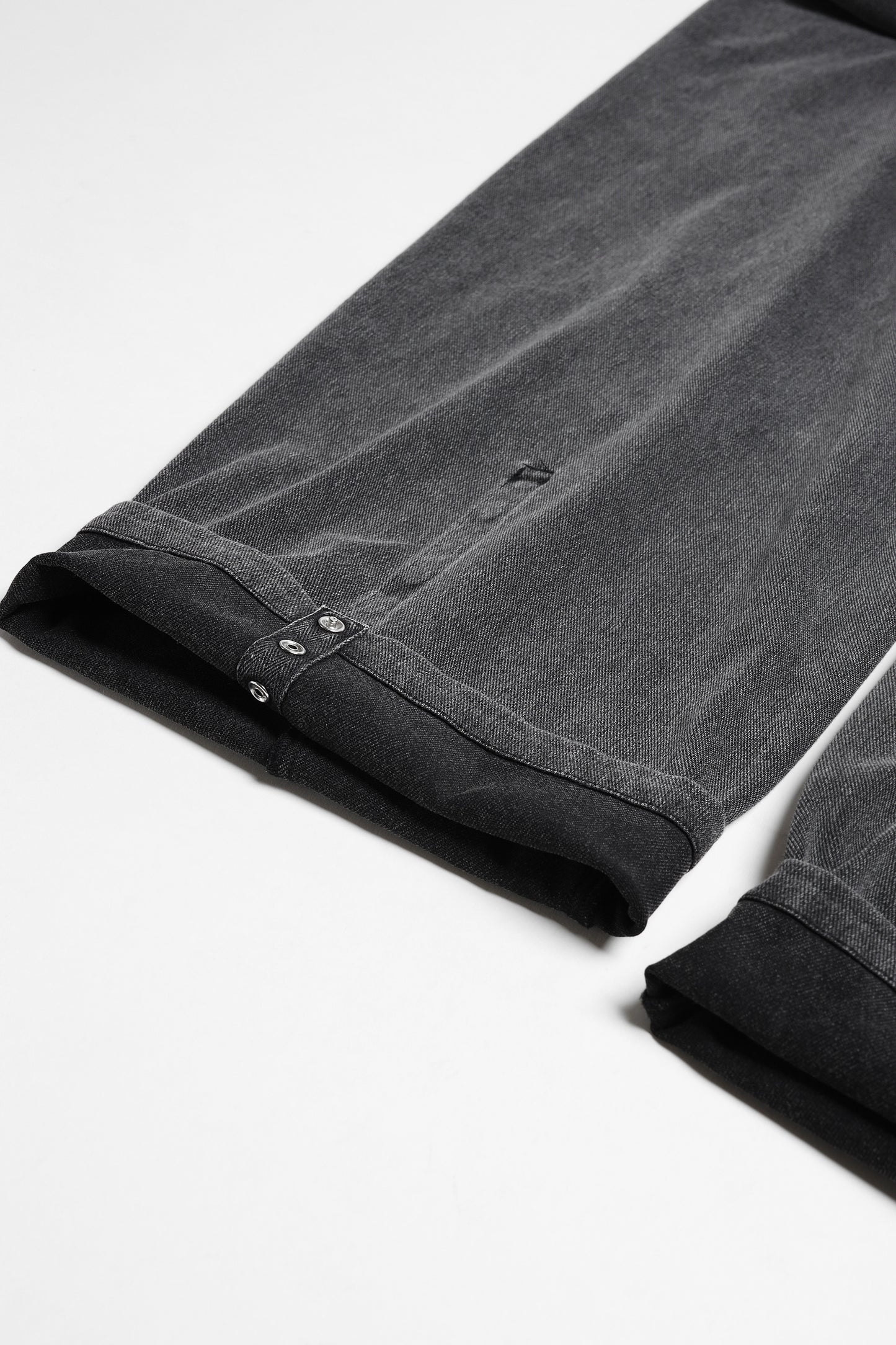 Hose Winslow Stretch Denim in Washed BlackTibi - Anita Hass