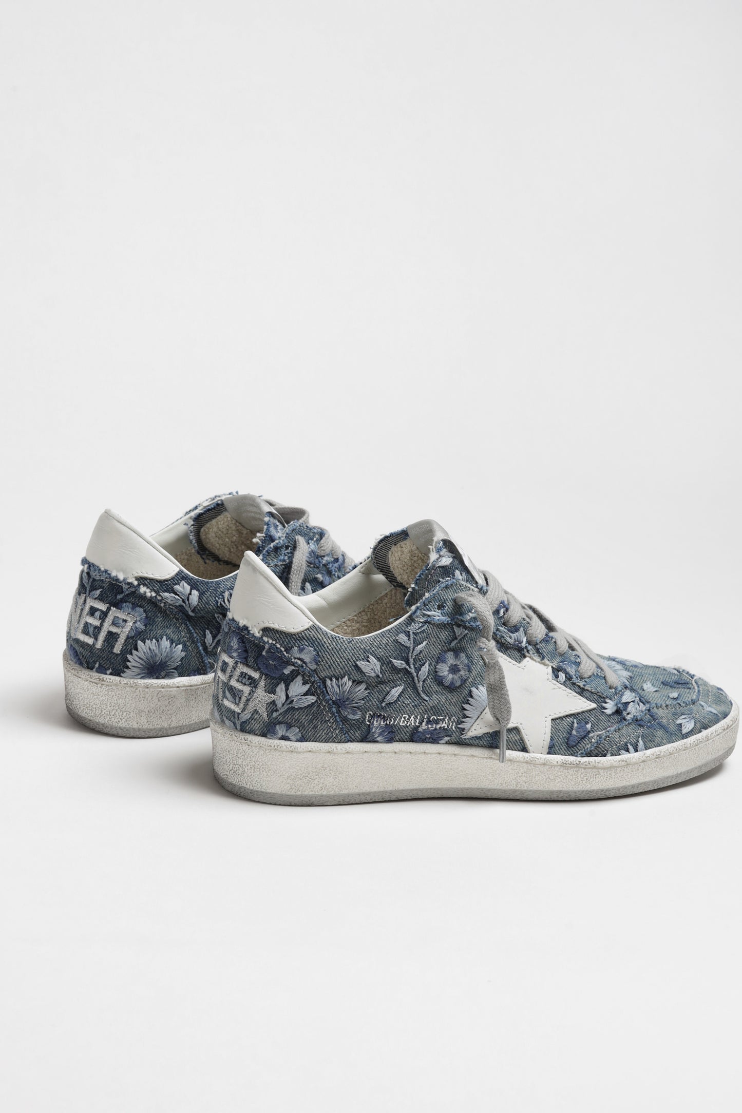 Sneaker Ball Star in Denim FlowersGolden Goose - Anita Hass