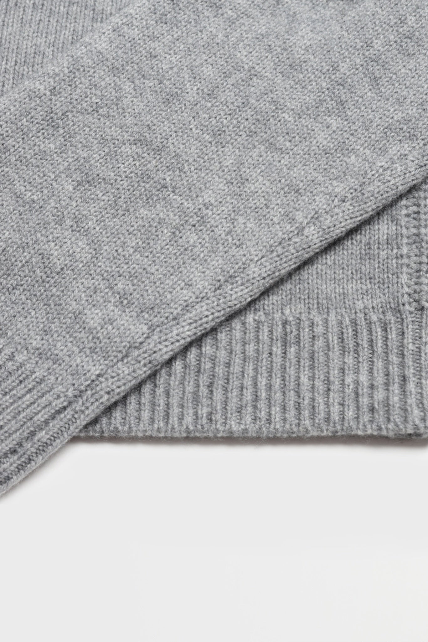 Sweater Serena in Knitted Stone
