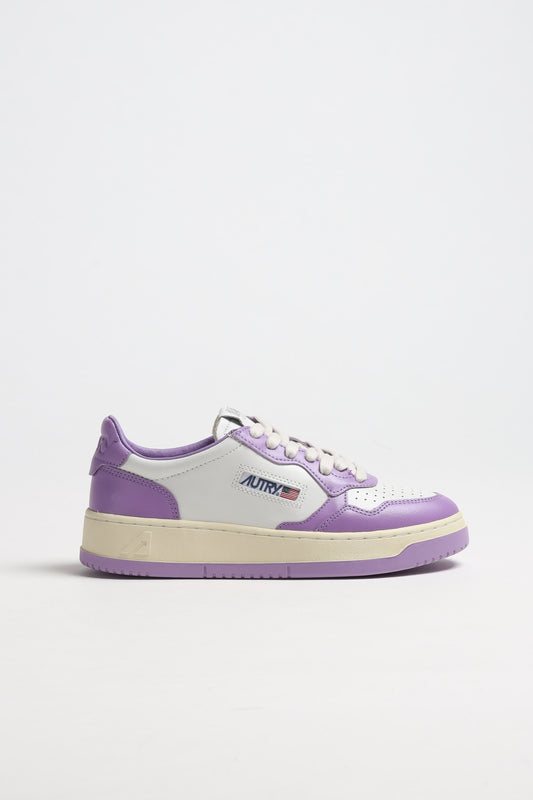 Sneaker Medalist in English LavenderAutry - Anita Hass