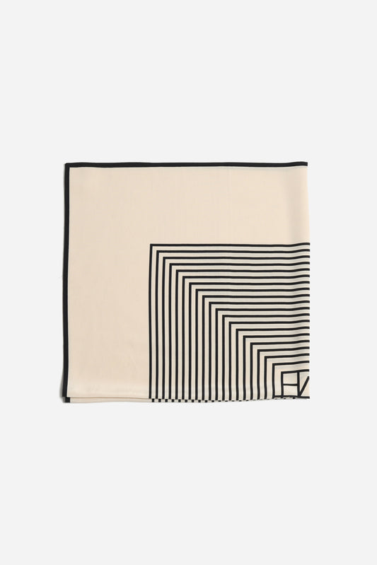 Tuch Centered Monogram in CremeToteme - Anita Hass