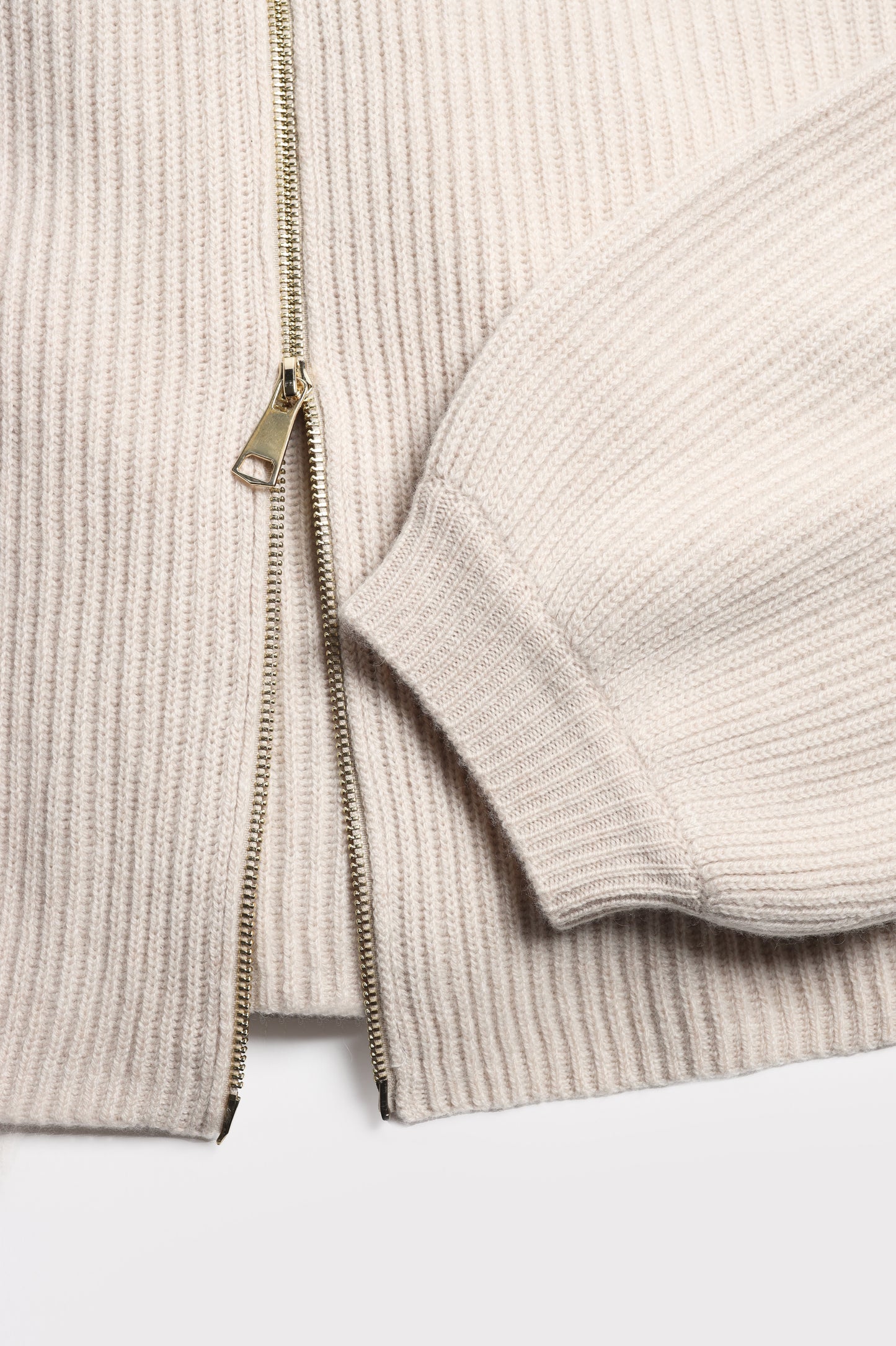 Cardigan Sea Breeze in BeigeAnita Hass - Anita Hass