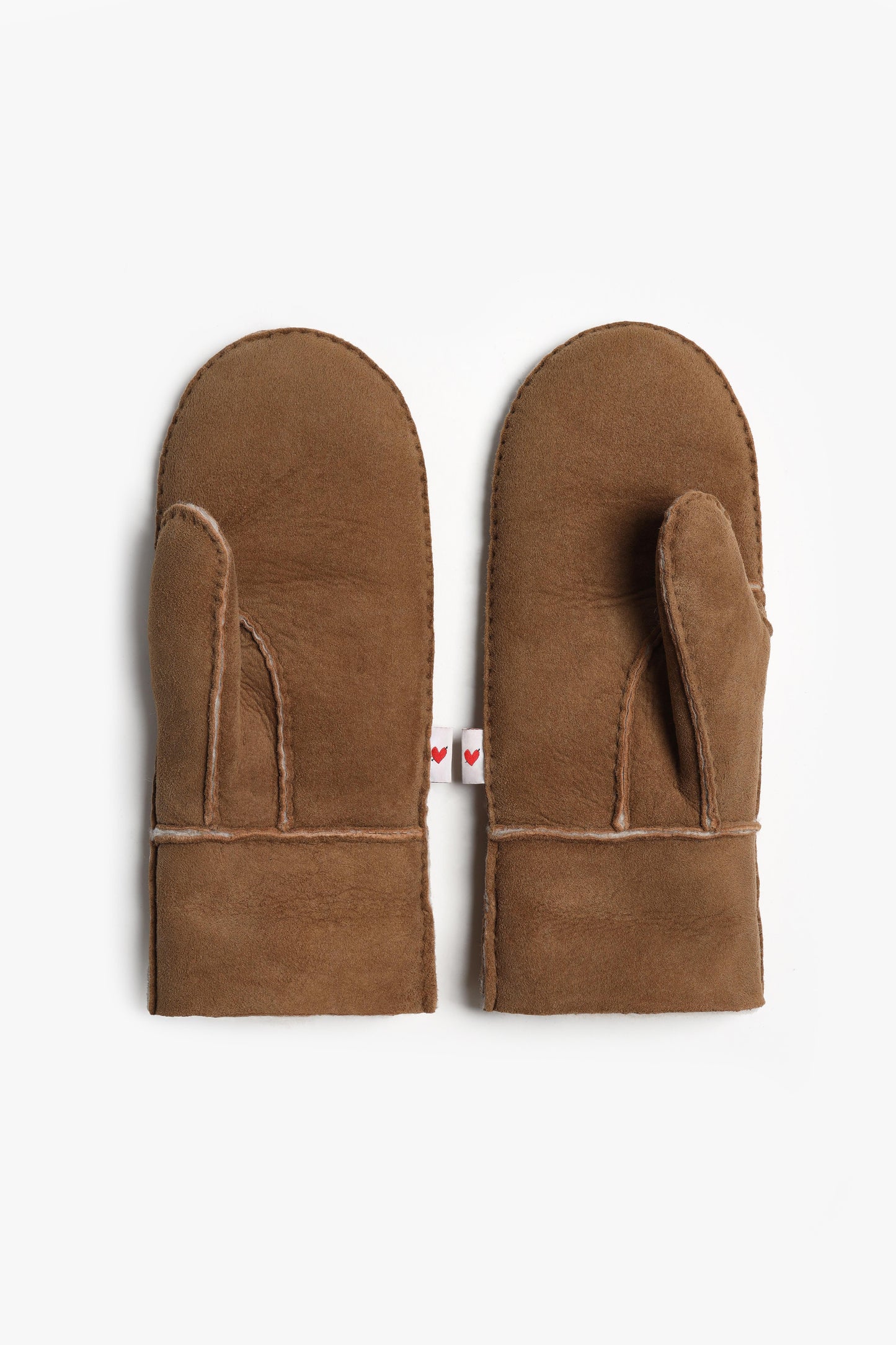 Cloud gloves in cognac