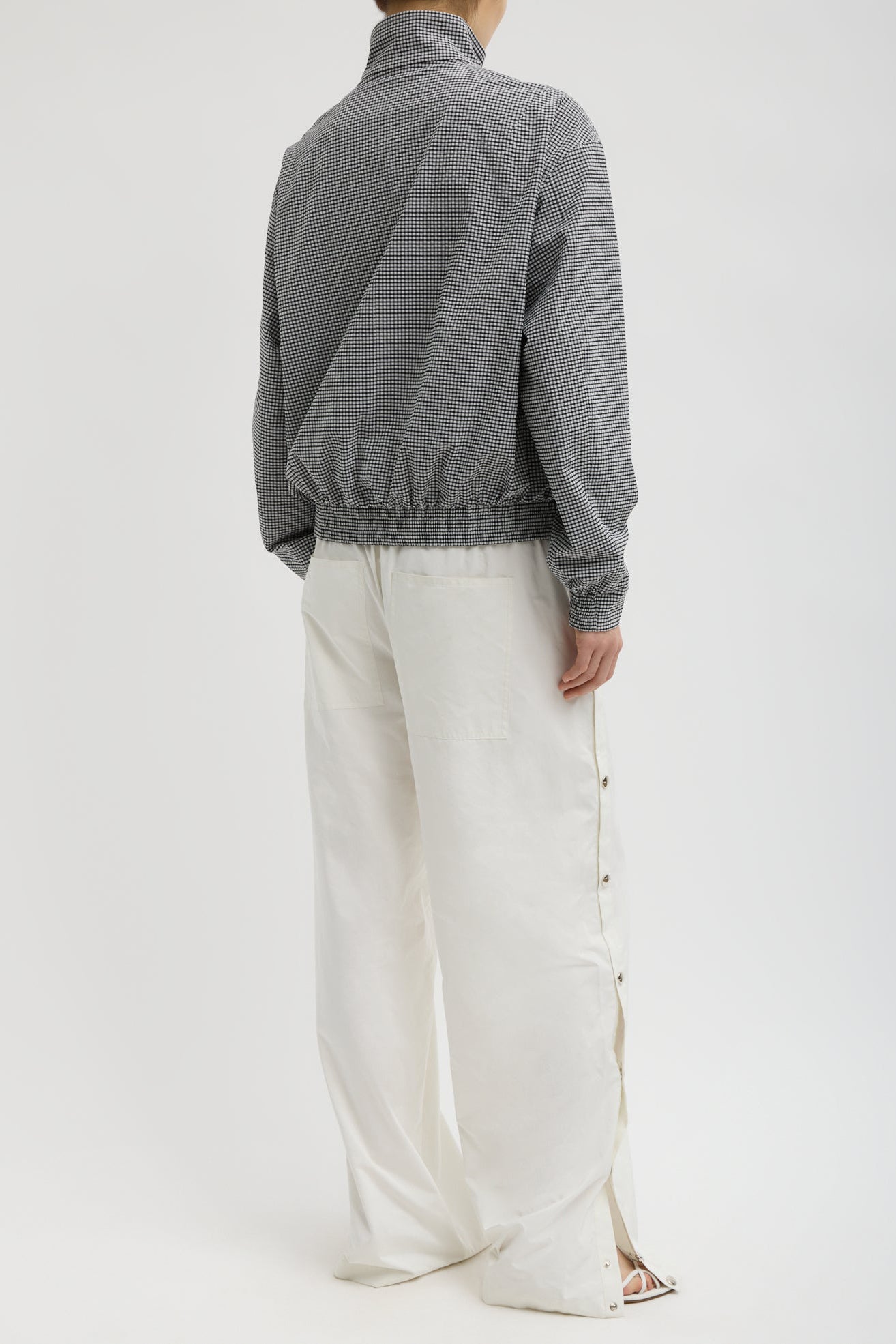 Snap jogger pants in white
