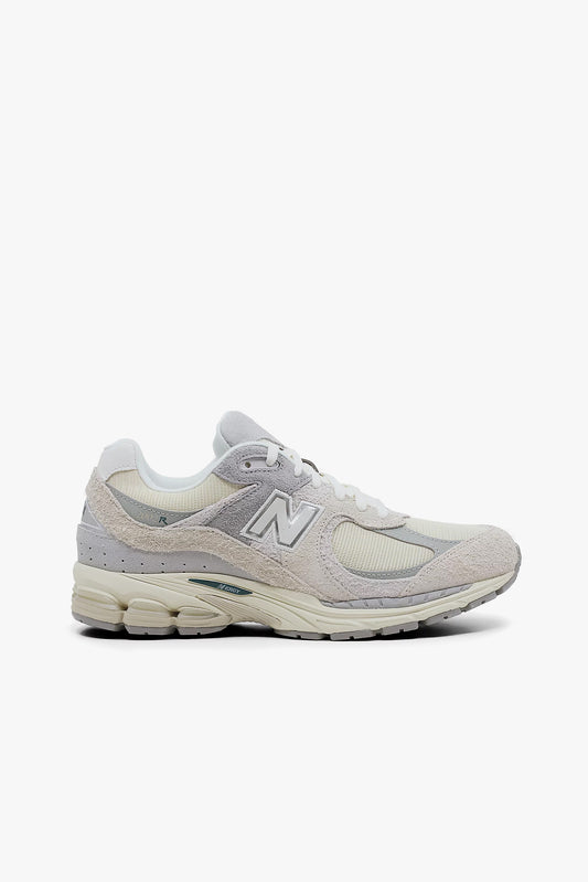 Sneaker 2002R in Linen/Concrete/Slate GreyNew Balance - Anita Hass