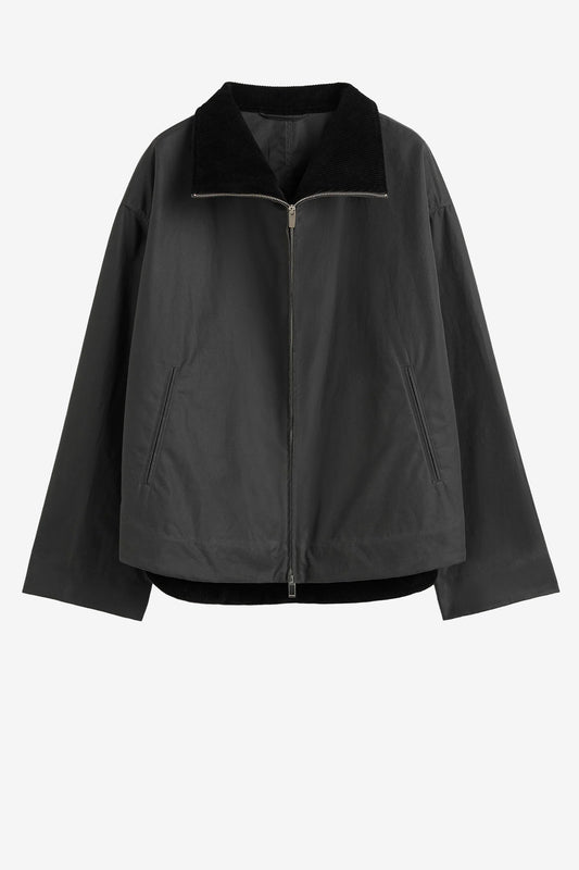 Zipped country jacket in black