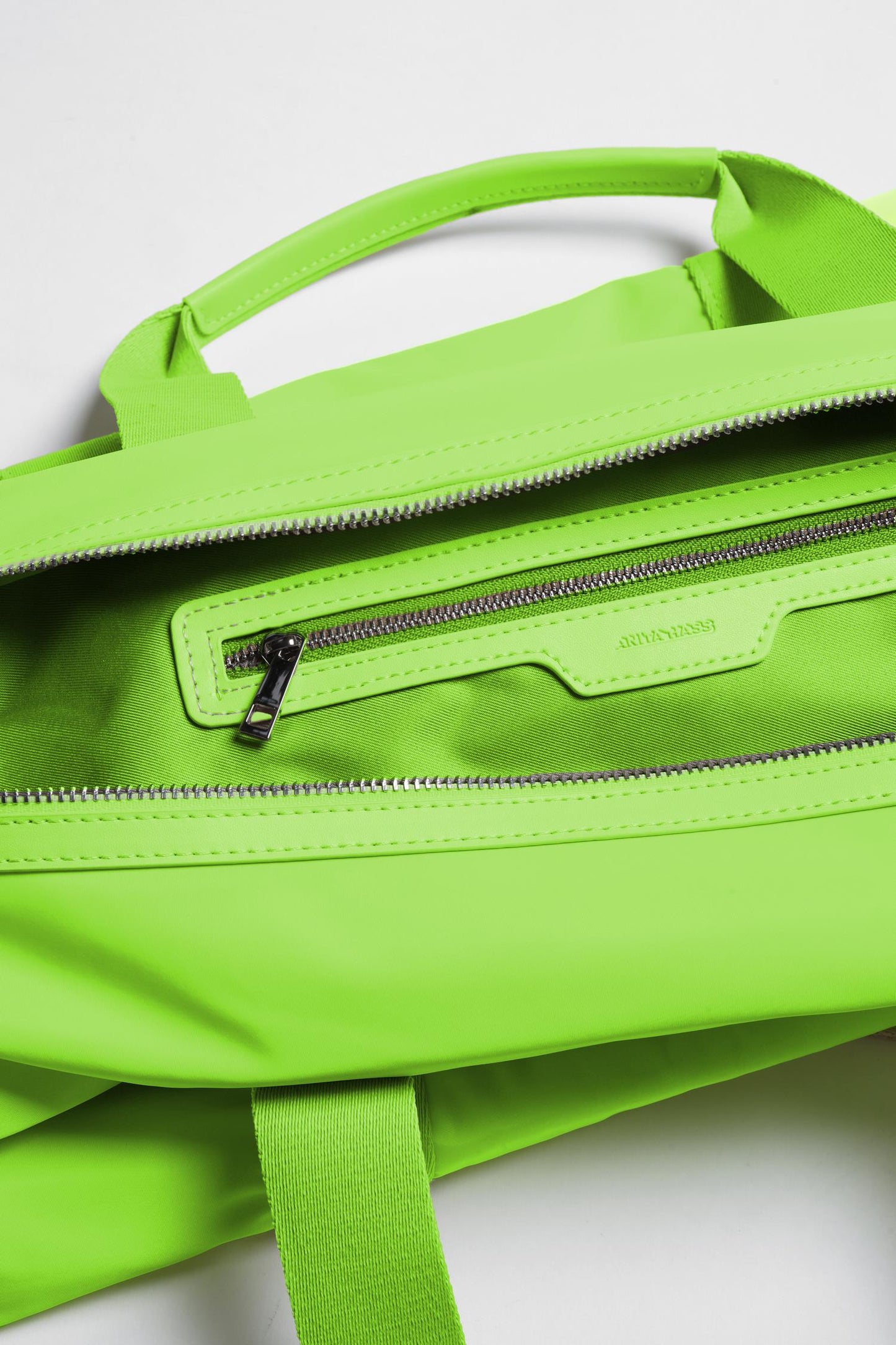 Tasche 'Heart' in Matcha NylonAnita Hass - Anita Hass