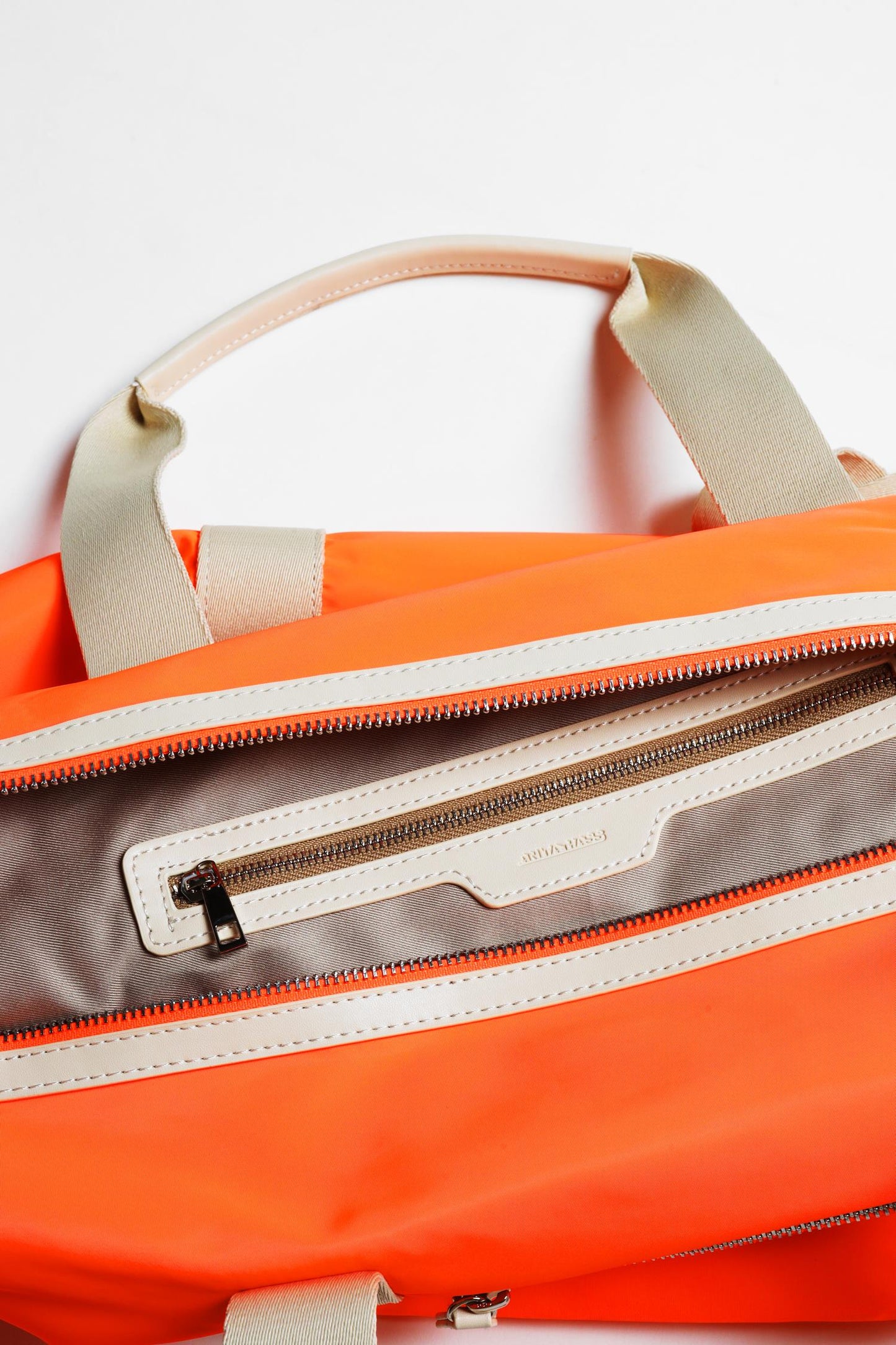 Tasche 'Heart' in Neon Orange NylonAnita Hass - Anita Hass