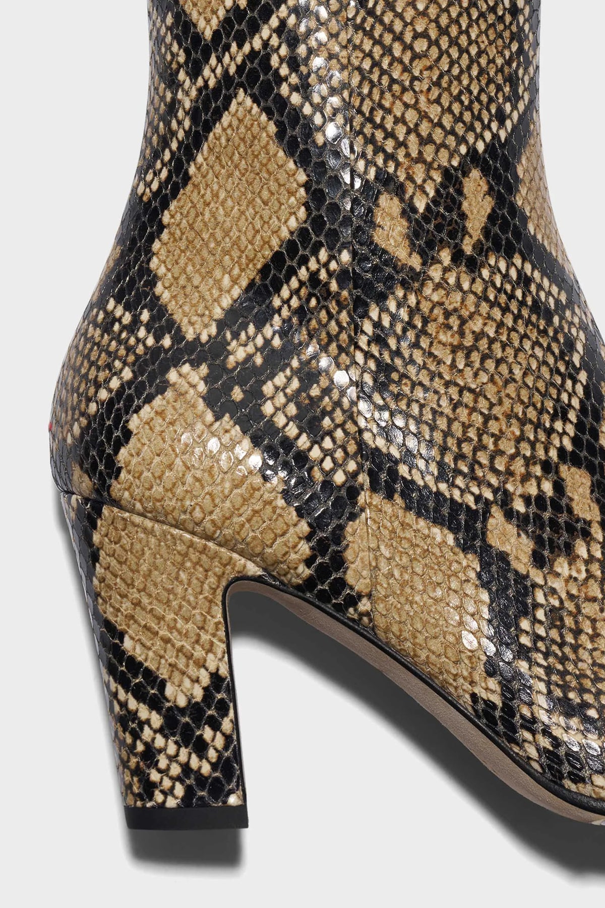 Botas Maris en Snake Hazelnut