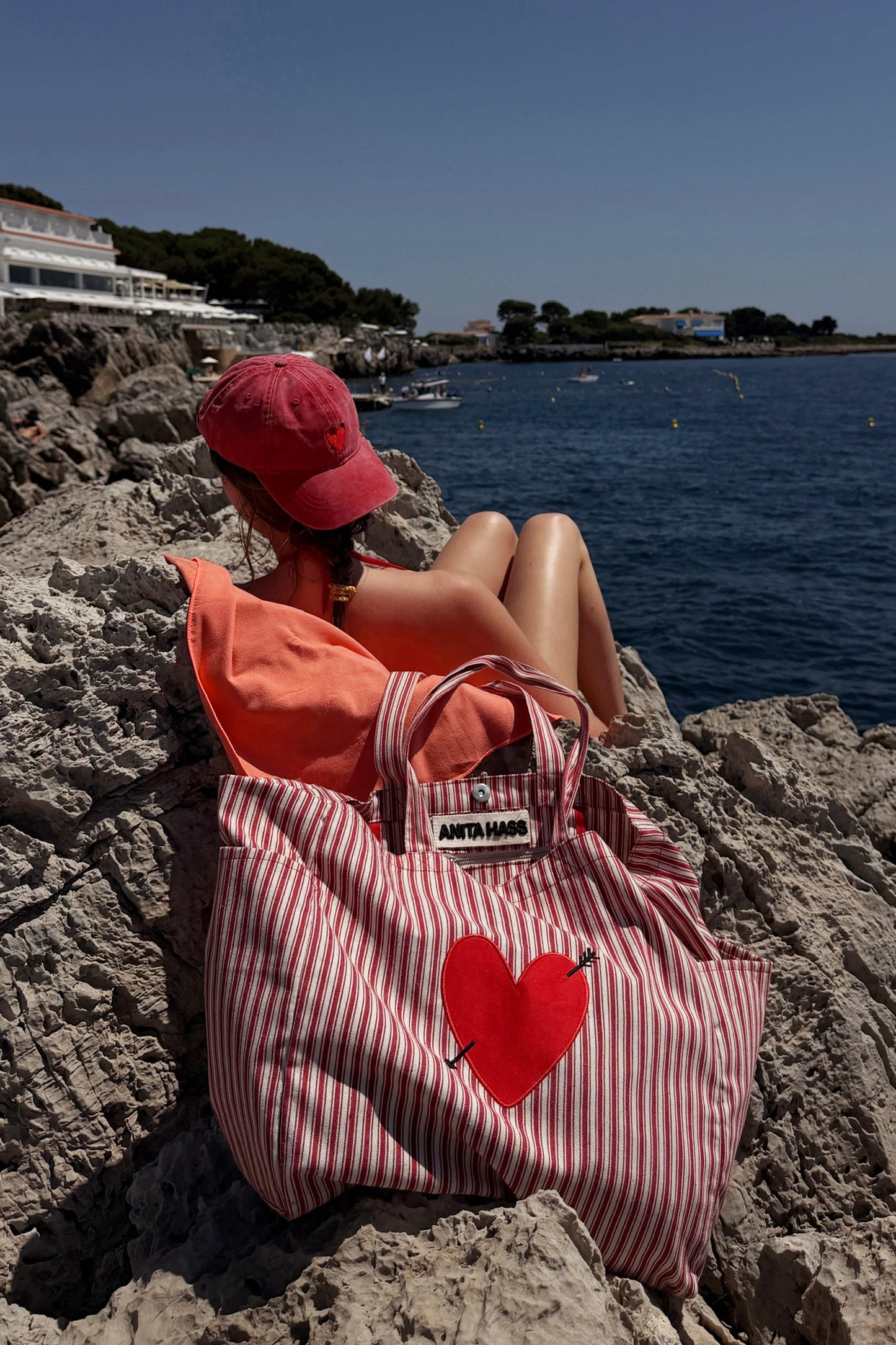 Cap Heart in Washed Red Anita Hass