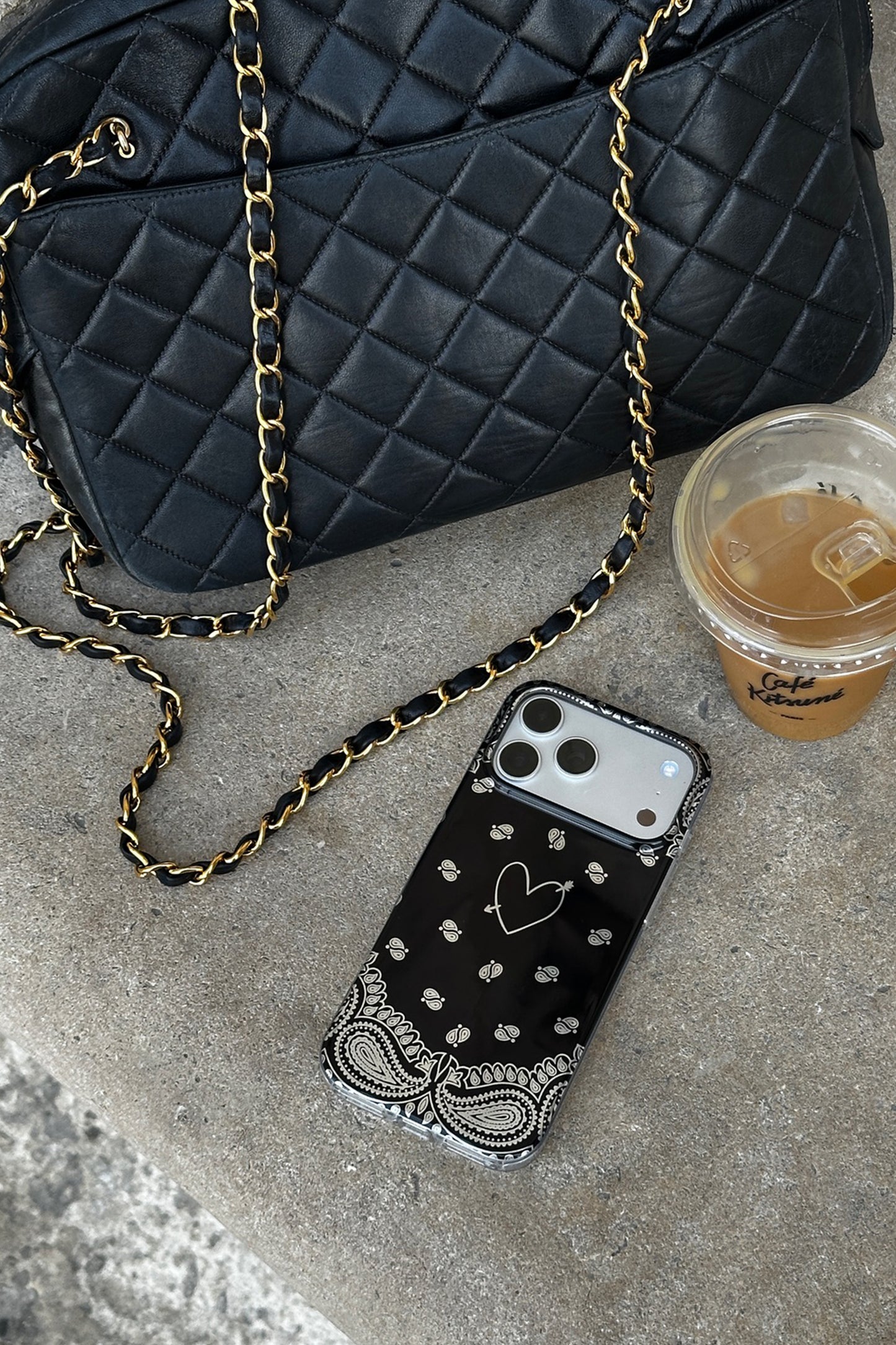 Handyhülle Paisley in Schwarz Anita Hass