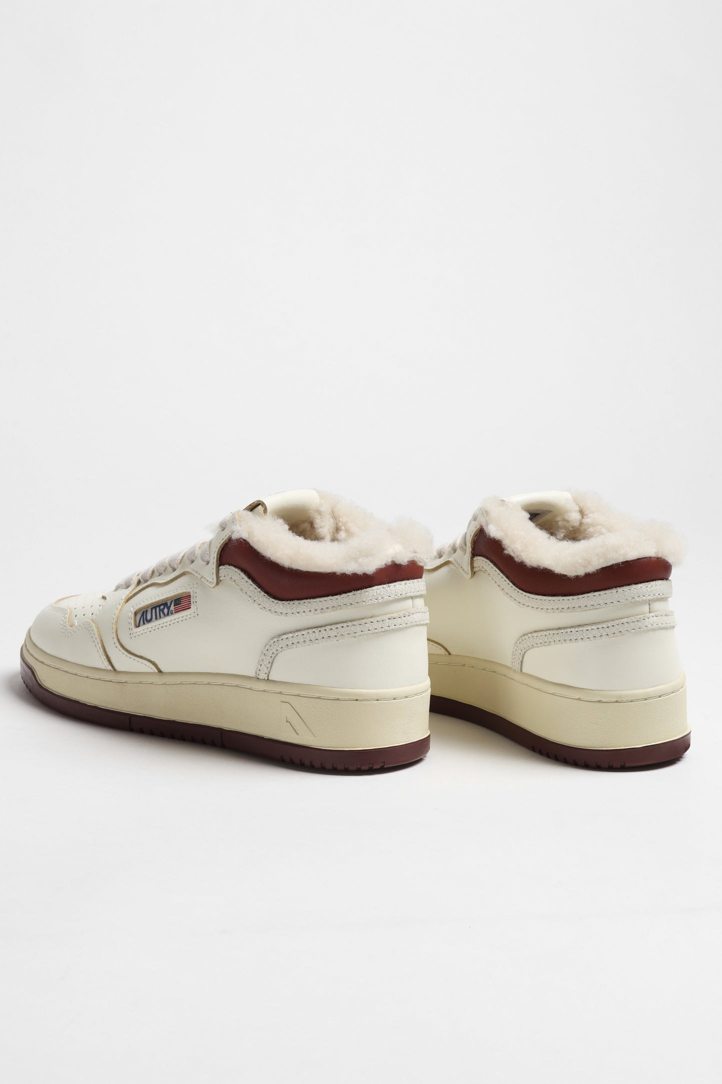 Sneaker Med-Way Shearling in White/Burgund Autry