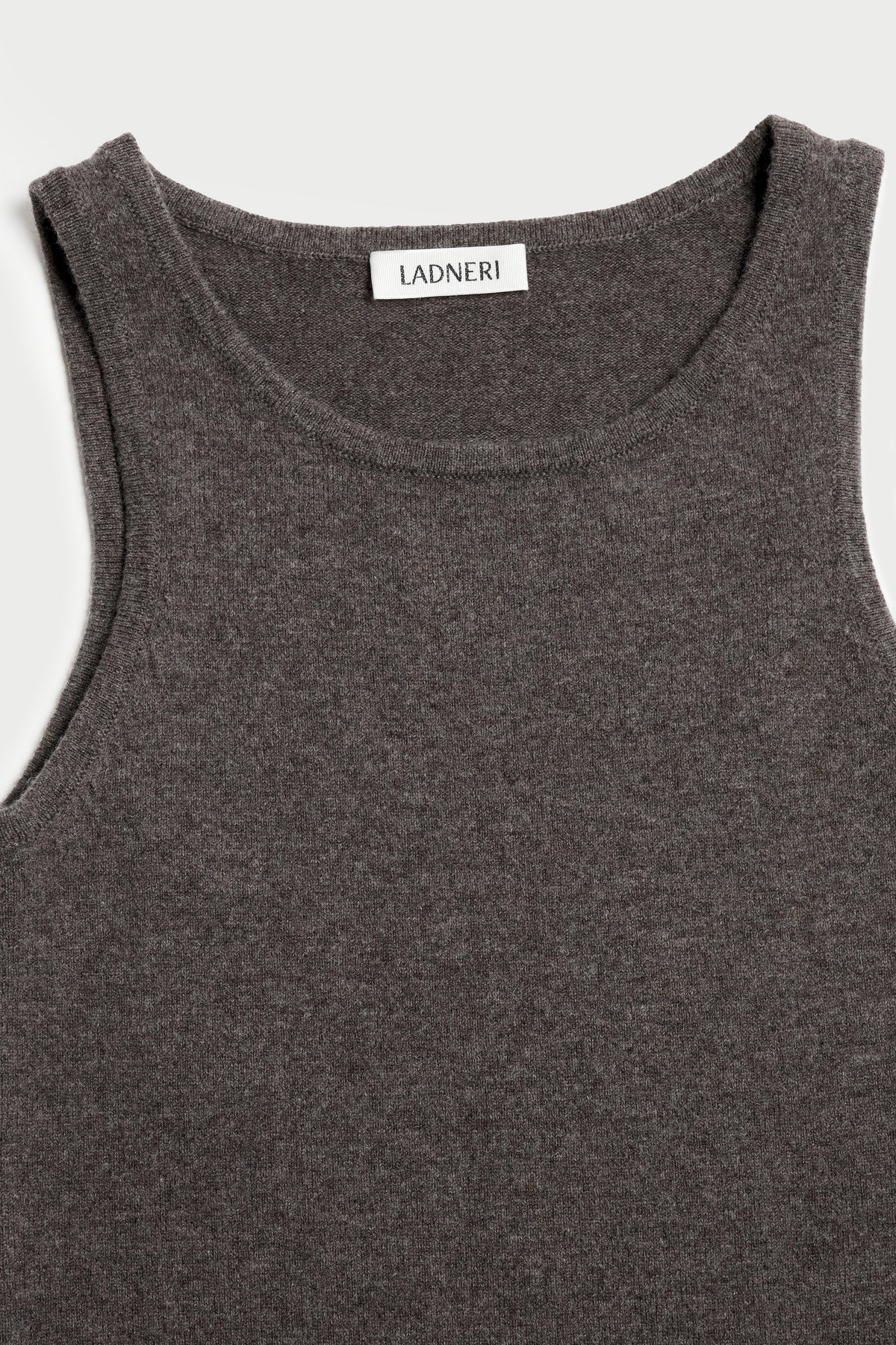 Stricktop Elou in Truffle Ladneri