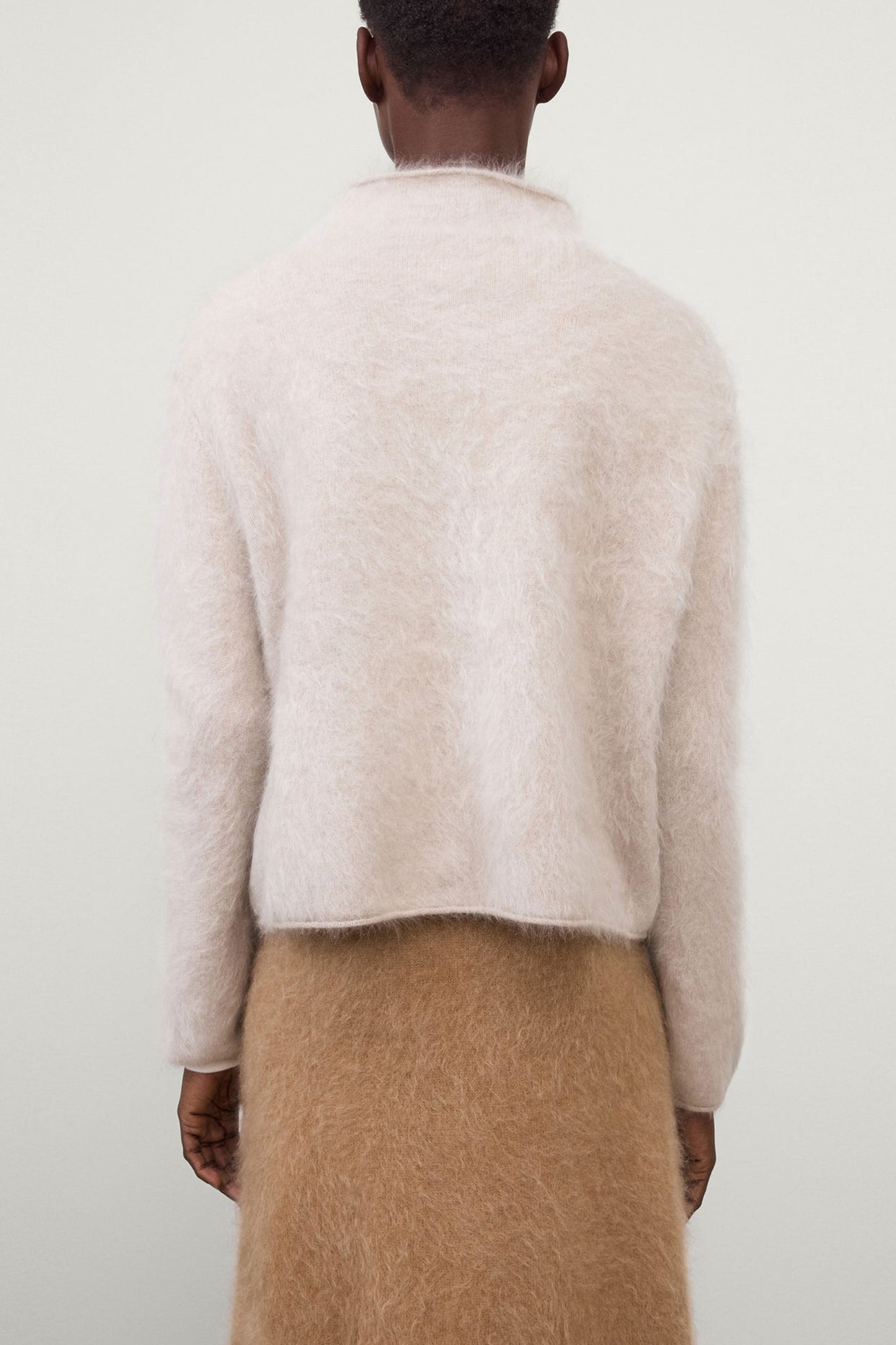 Sandy sweater in sand brushed