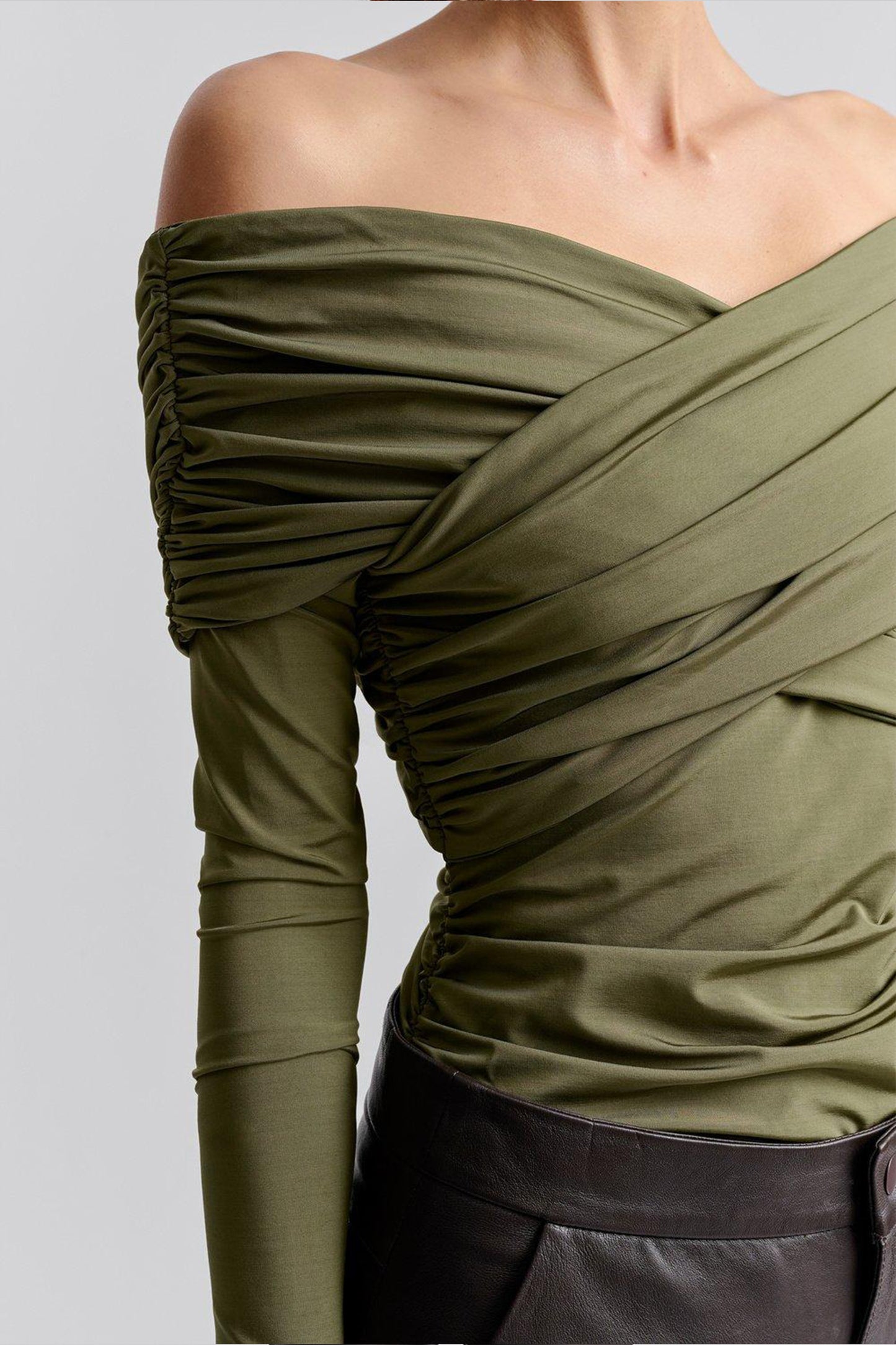 Top Siri in Olive Malina