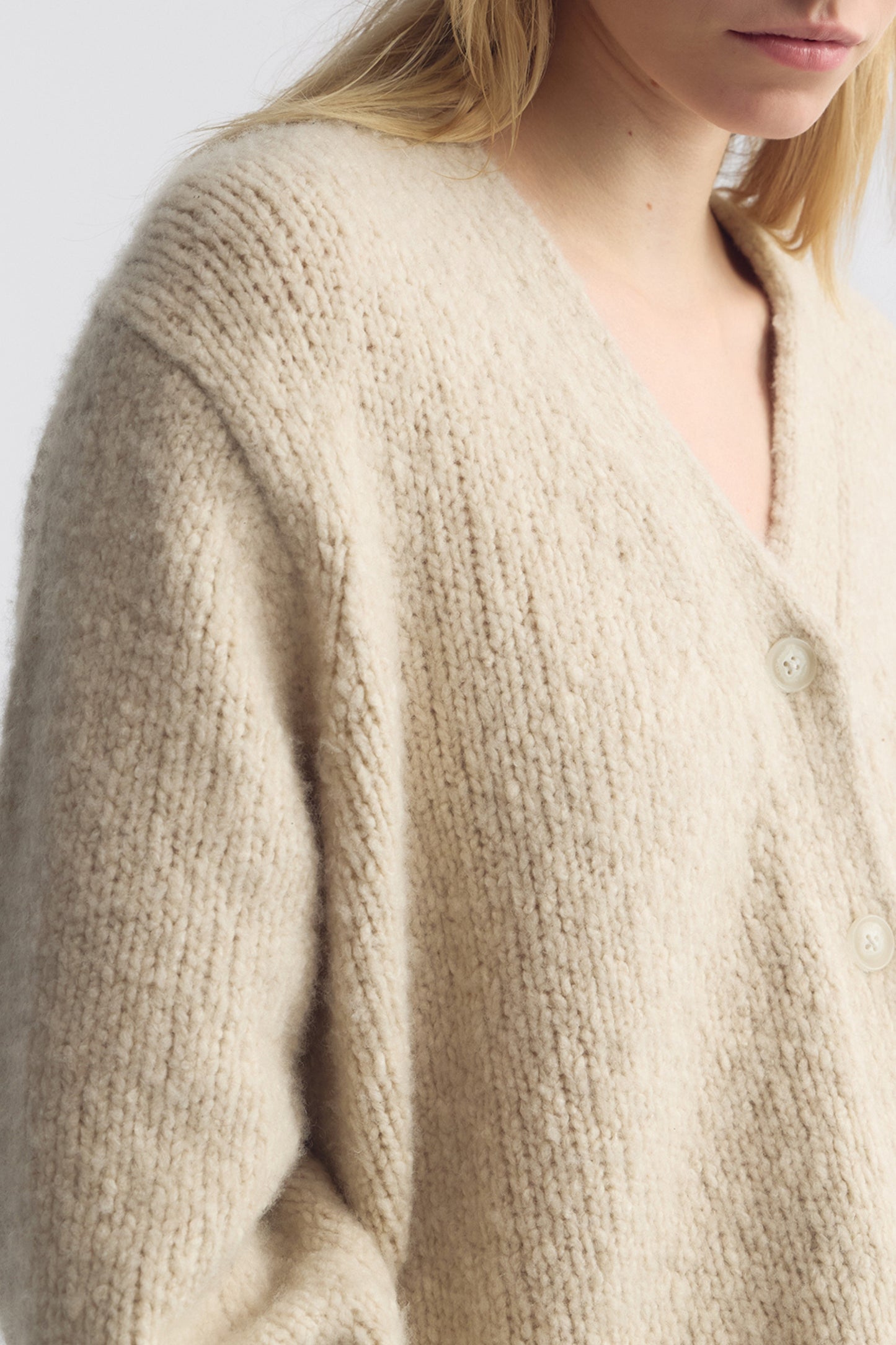 Cardigan Lorana in Beige Melange Nili Lotan