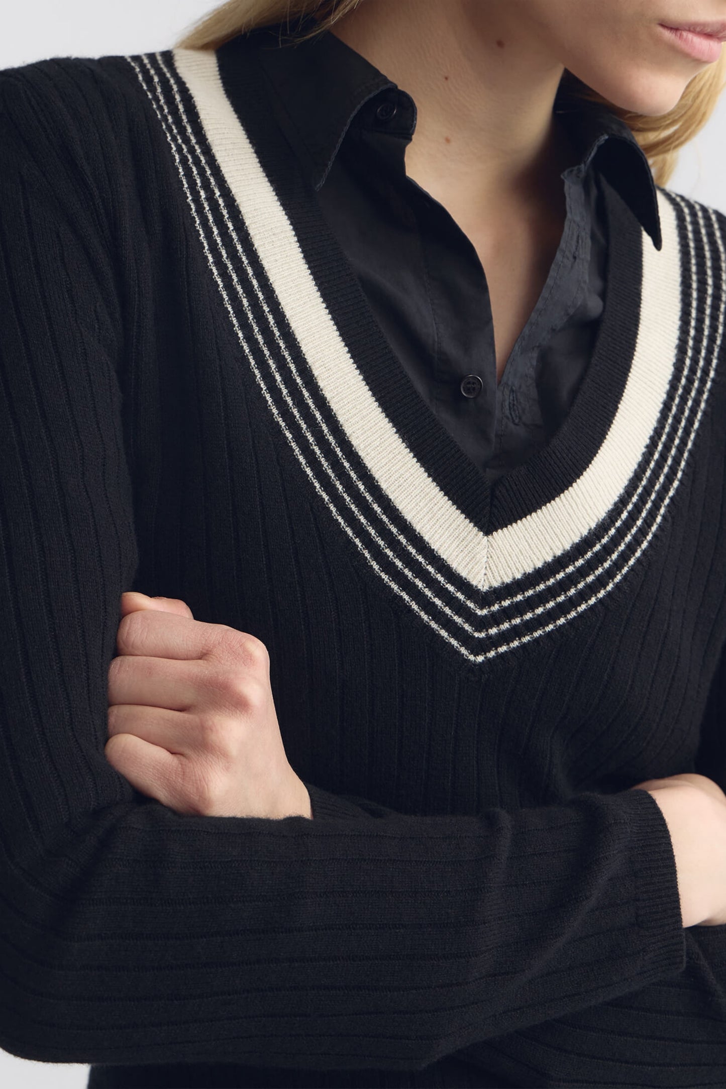 Pullover Aziel in Black/Ivory Nili Lotan