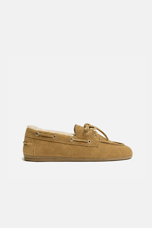 Loafer Boat Fur Brushed in Camel Posa