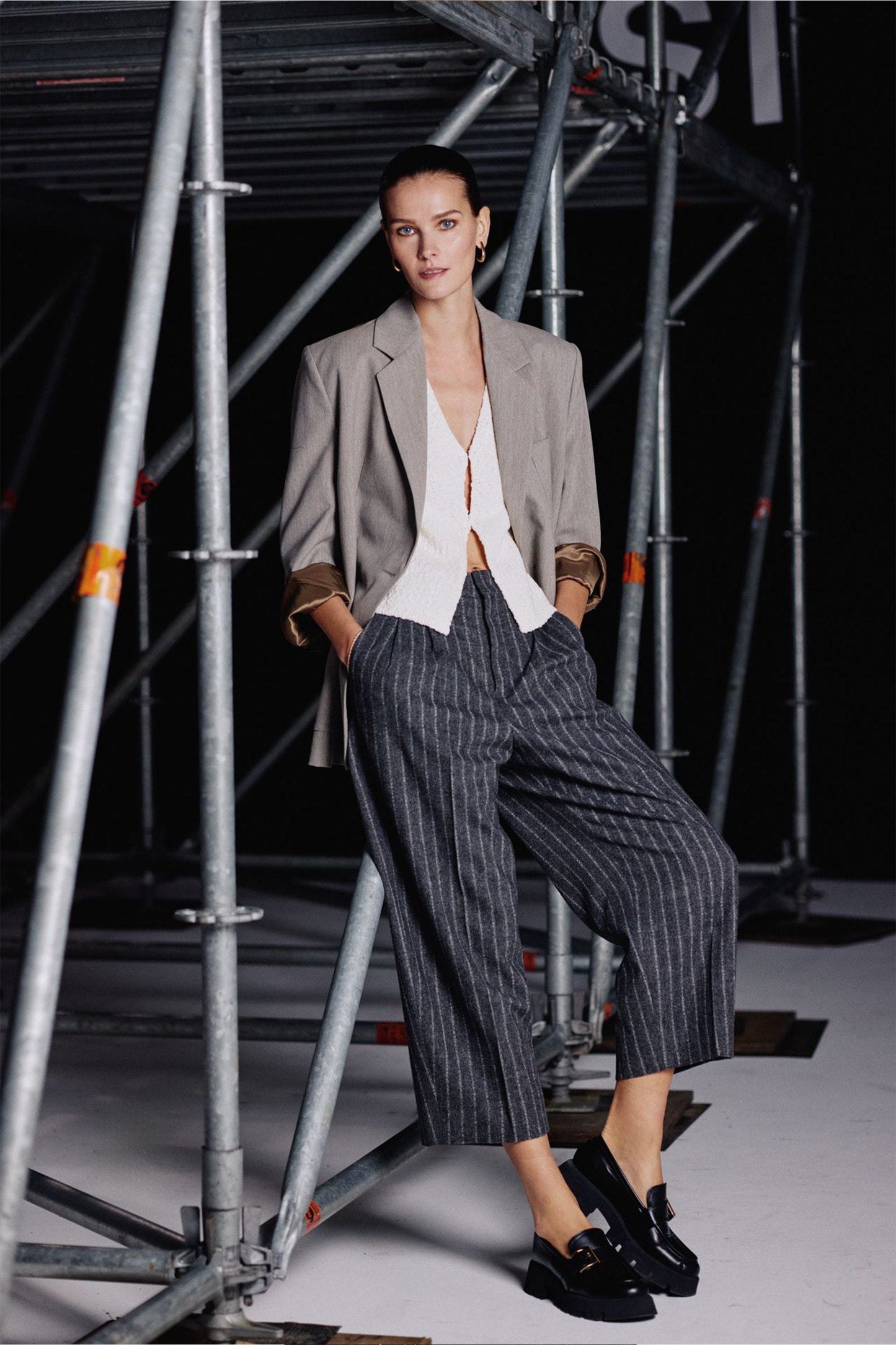 Hose Noa Crop in Chalk StripeRossi - Anita Hass