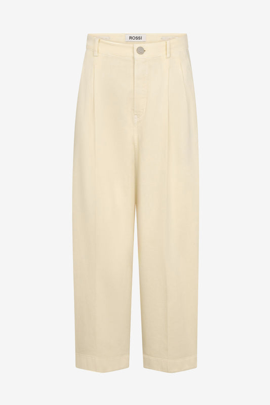 Noa Crop Soft Denim Pants in VanillaRossi - Anita Hass