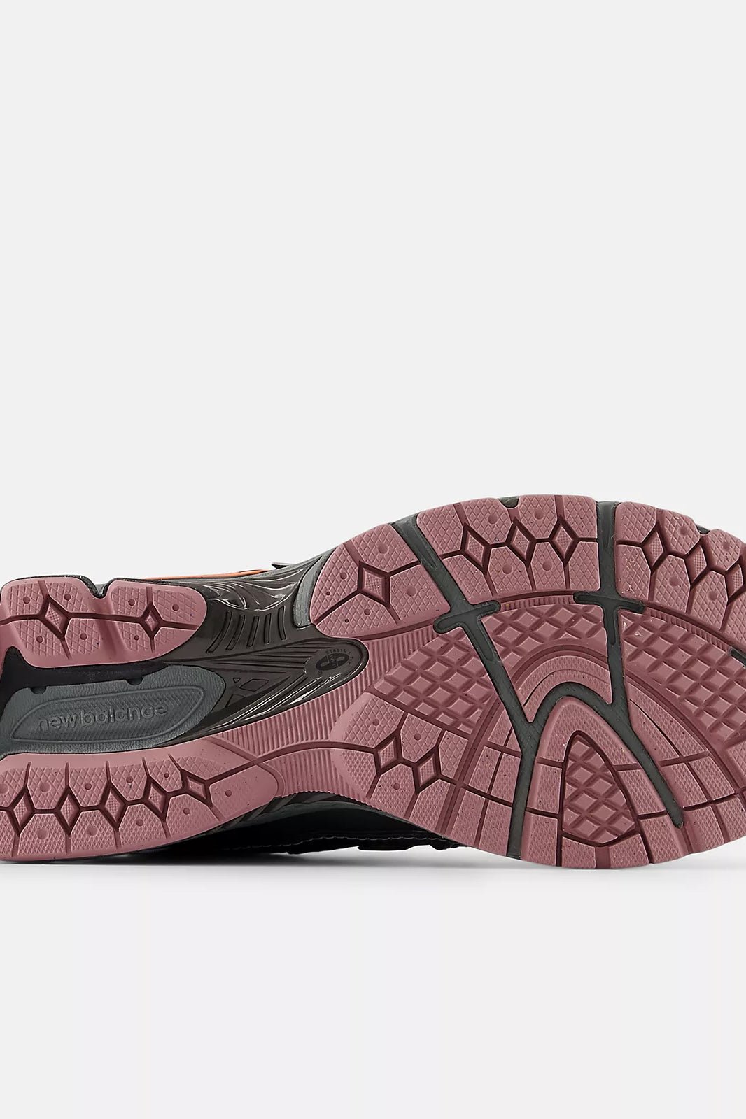 Sneaker 1906R in Silver/Rosewood