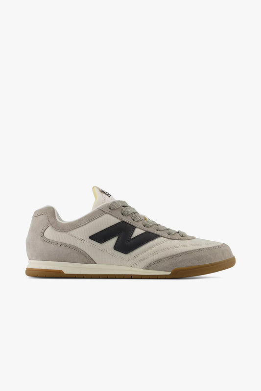 Sneaker RC42 in Arid Stone/TimberwolfNew Balance - Anita Hass
