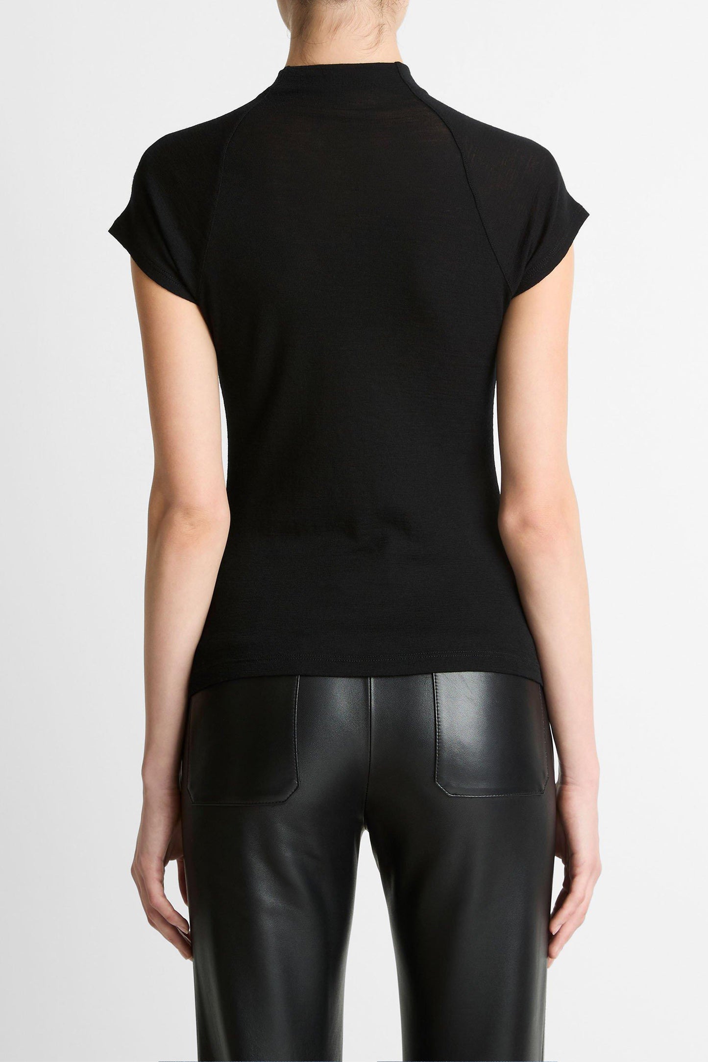 Raglan Mock T-shirt in black