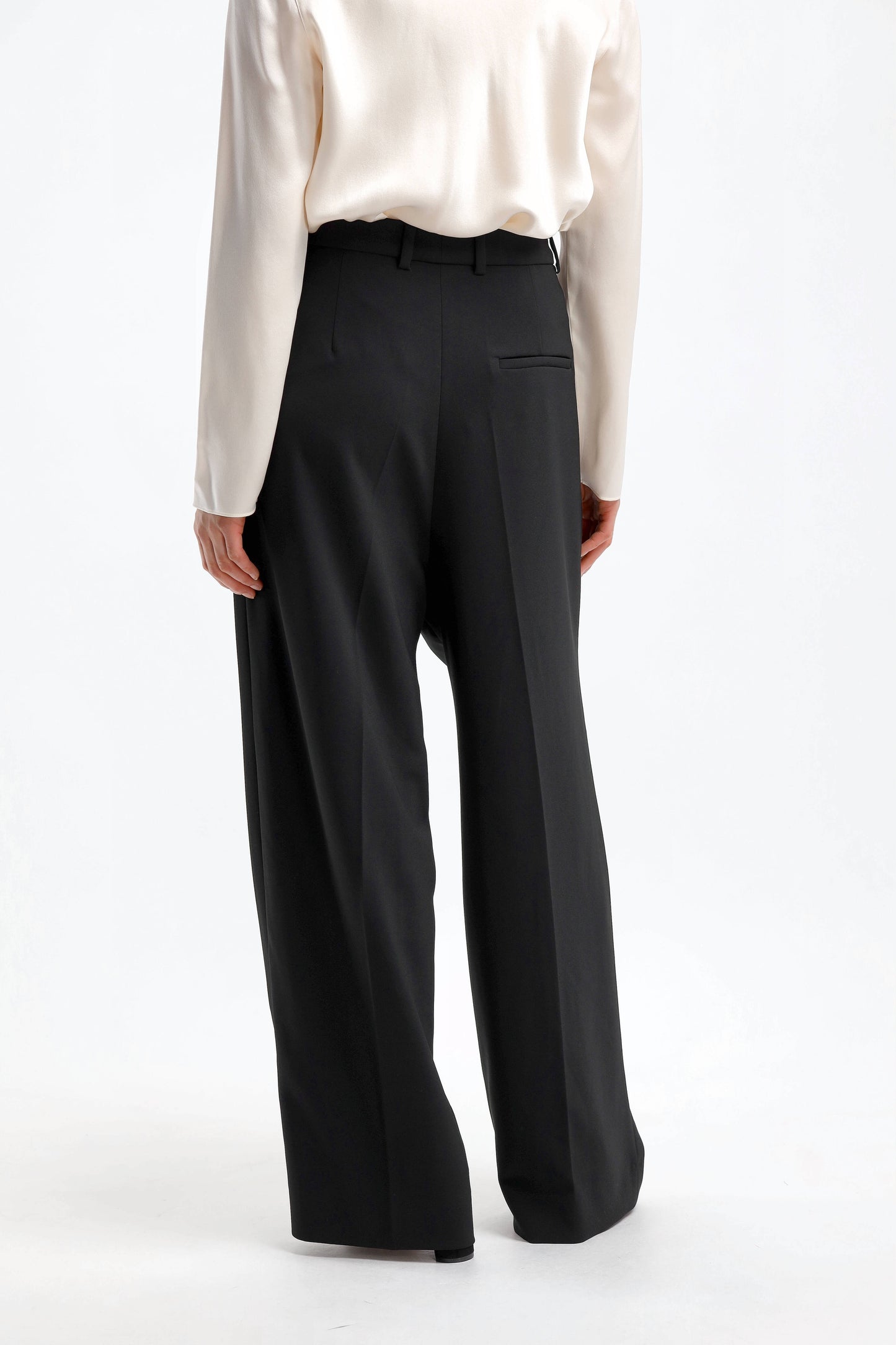 Hose Noa Fluid in SchwarzRossi - Anita Hass