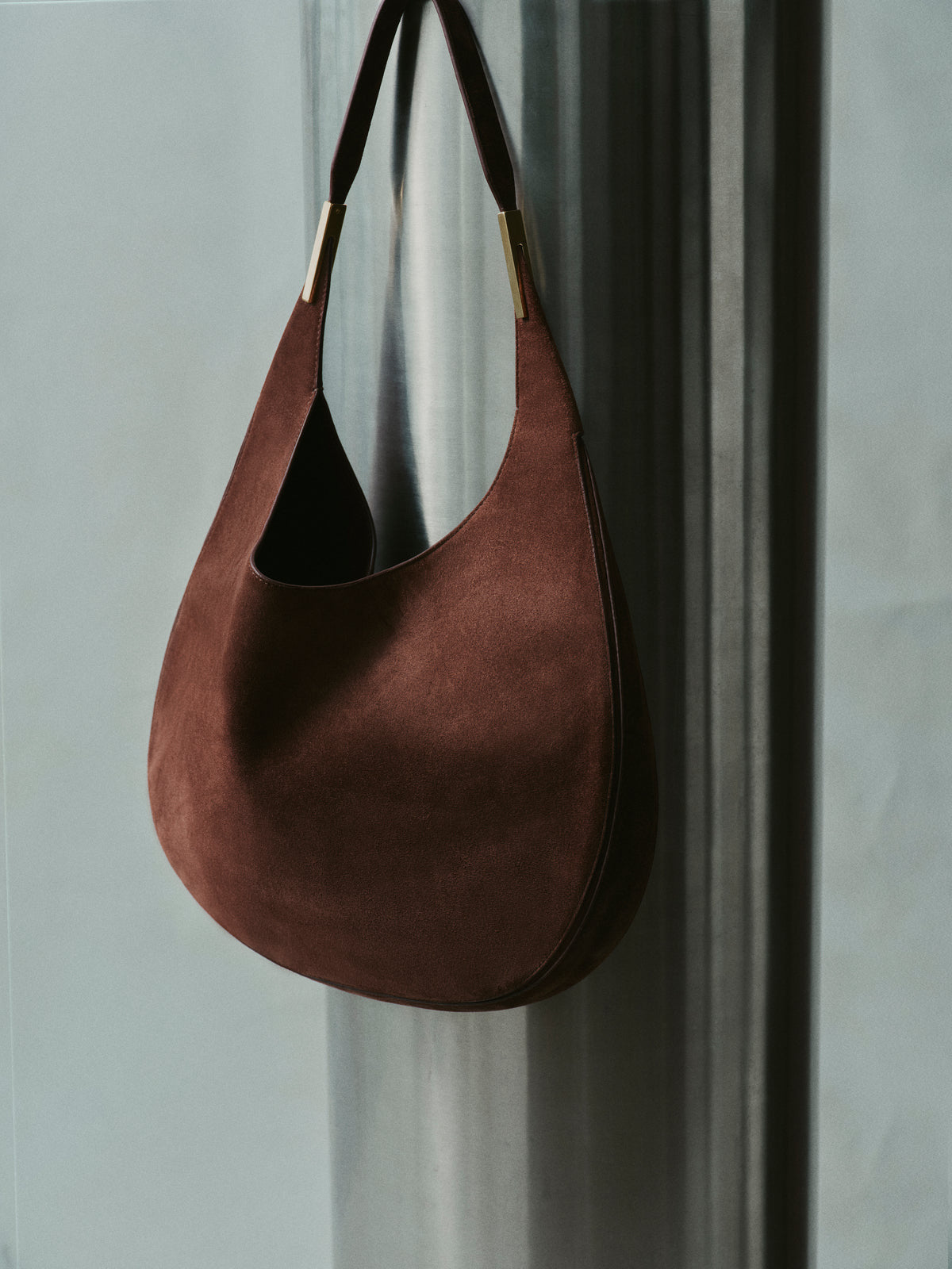 Tasche Florence in Espresso SuedeSavette - Anita Hass