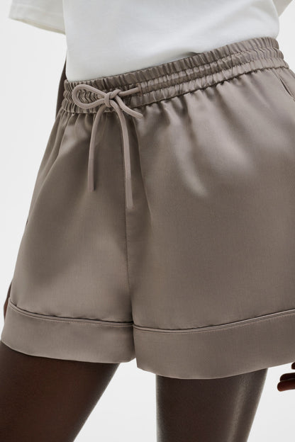 Pantalón corto Cecely en grafito