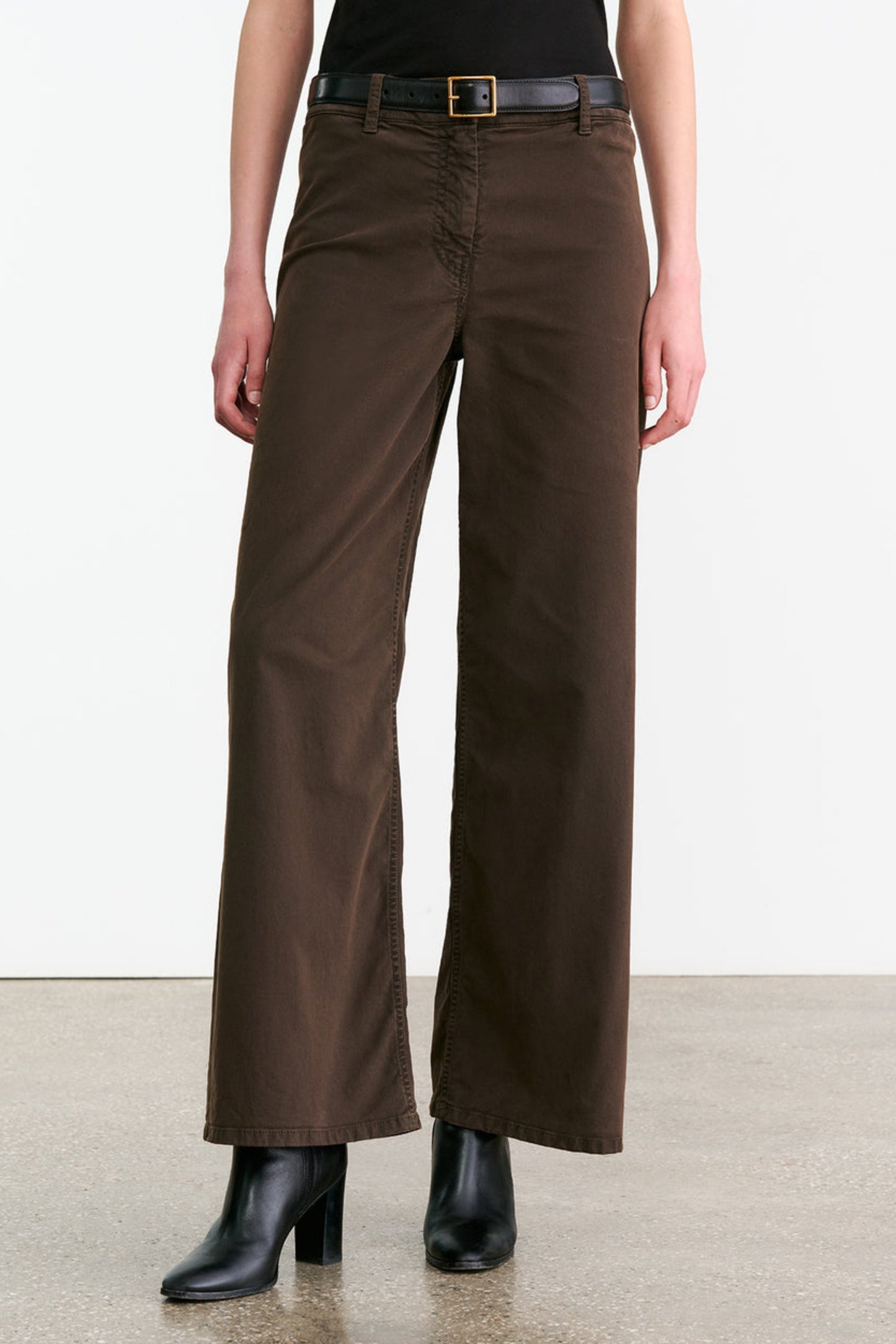 Hose Megan in Chocolate BrownNili Lotan - Anita Hass