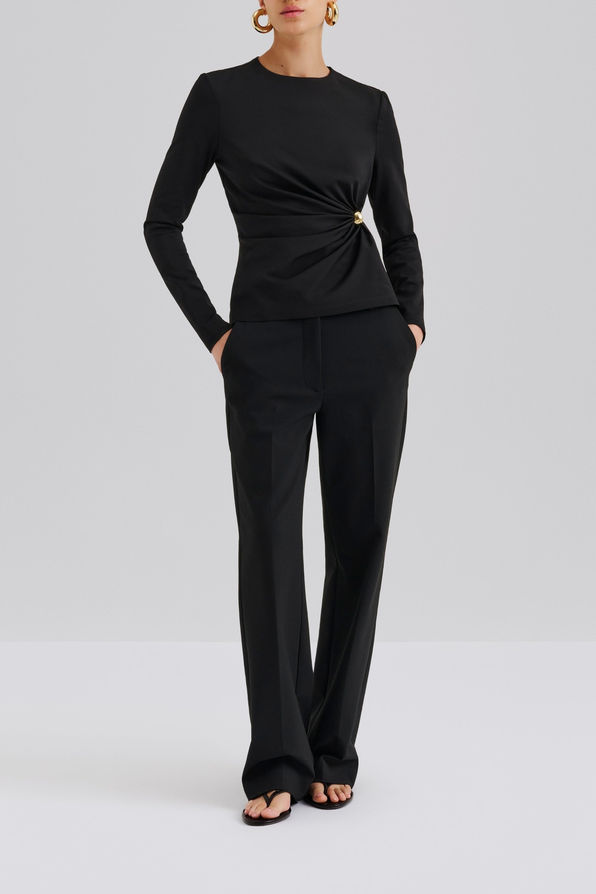 Top Mailey Broche in SchwarzMalina - Anita Hass