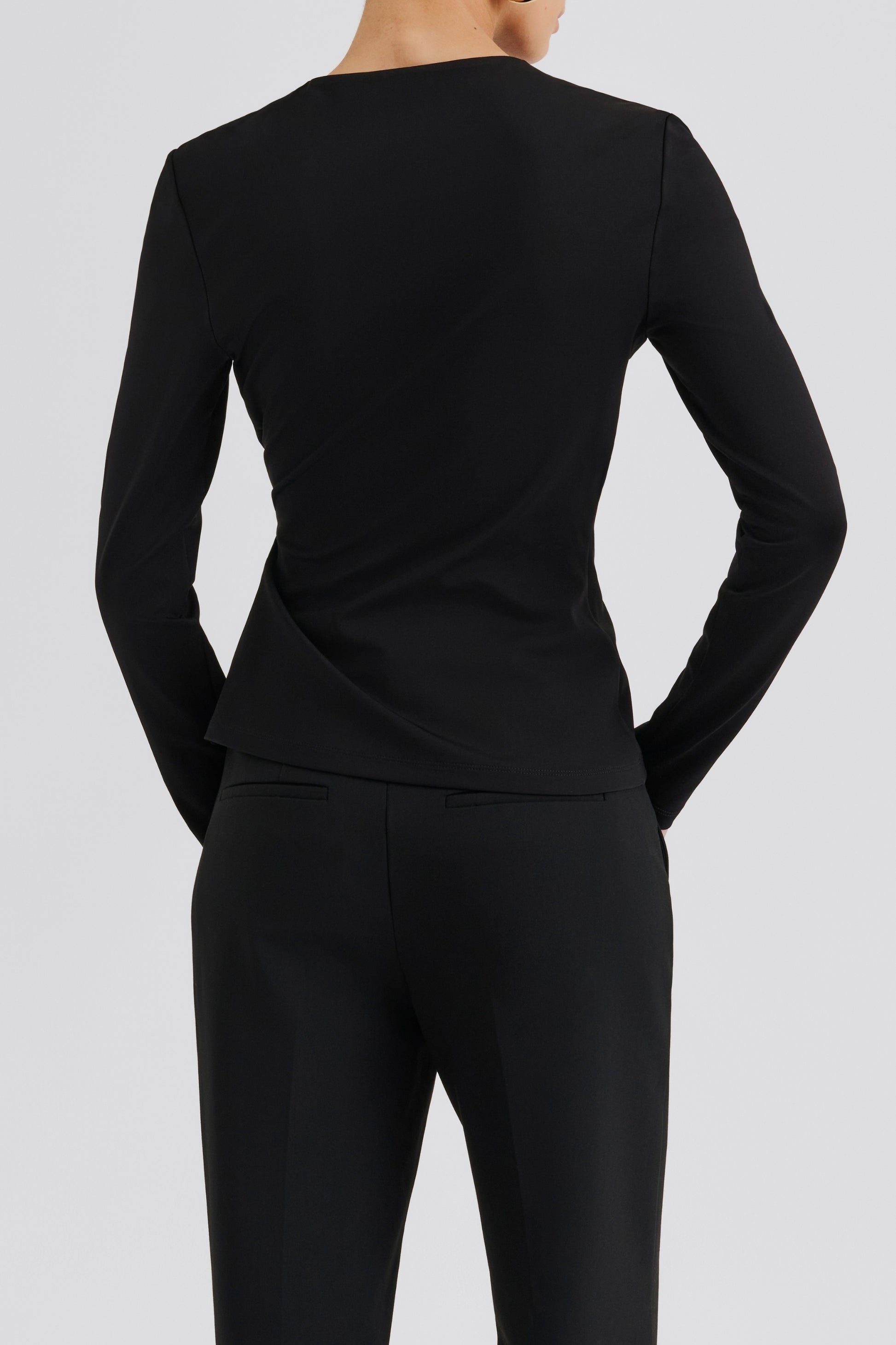 Top Mailey Broche in SchwarzMalina - Anita Hass