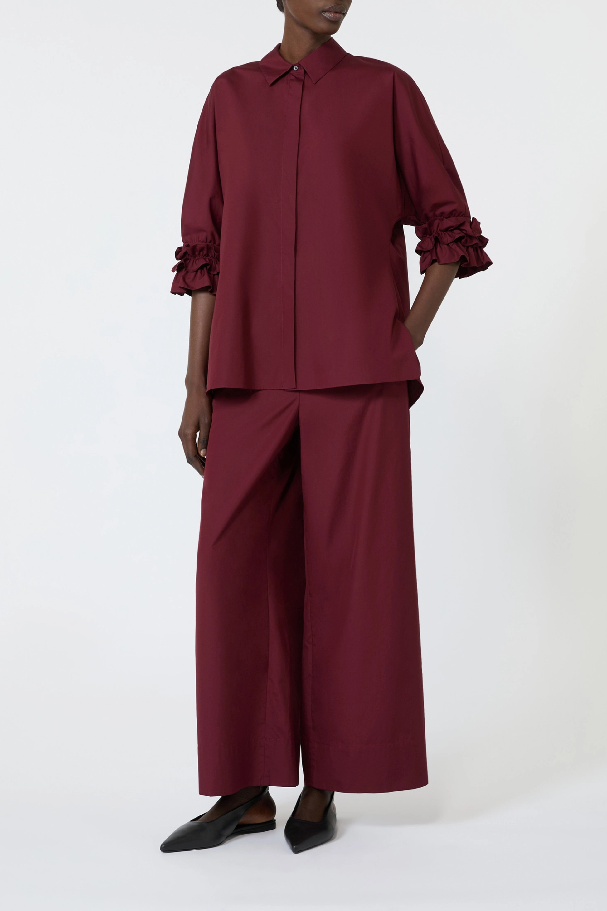 Hose Aureo in RubinS Max Mara - Anita Hass