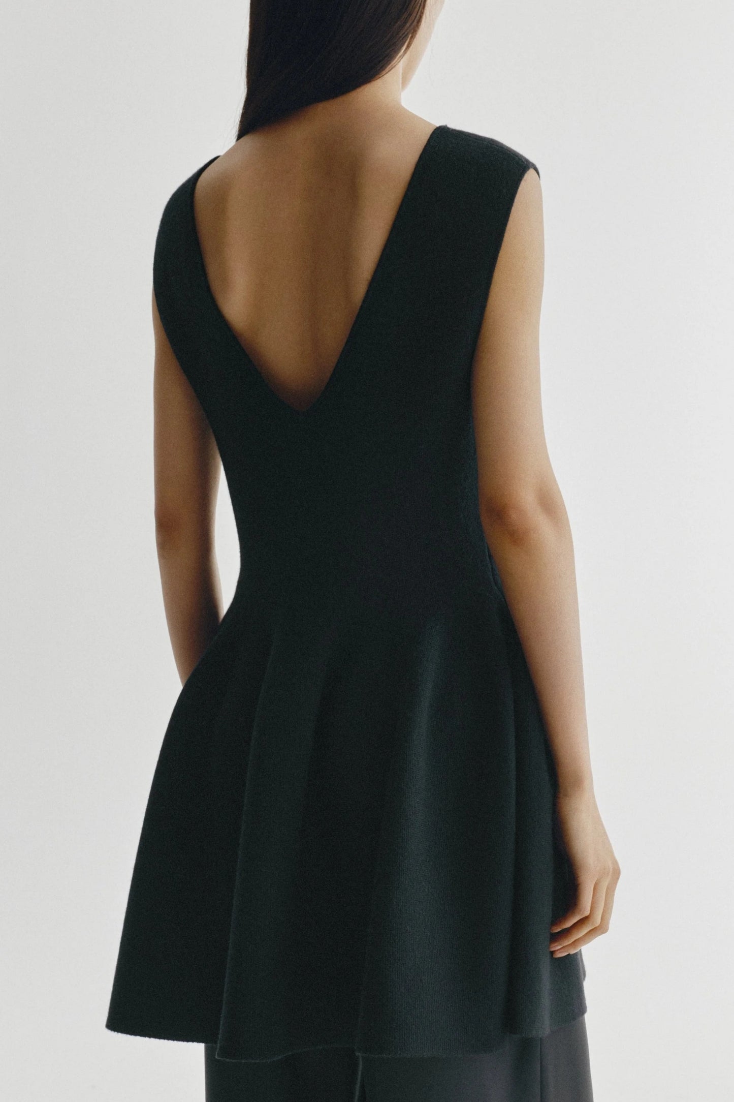 Kleid Wrenley in Schwarz Lisa Yang