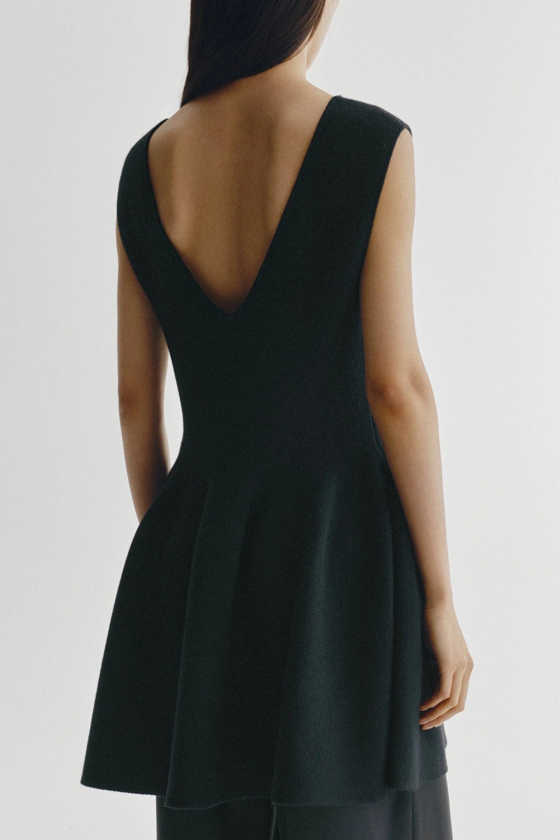 Kleid Wrenley in Schwarz Lisa Yang