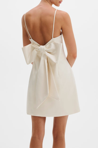 Florinna dress in vanilla