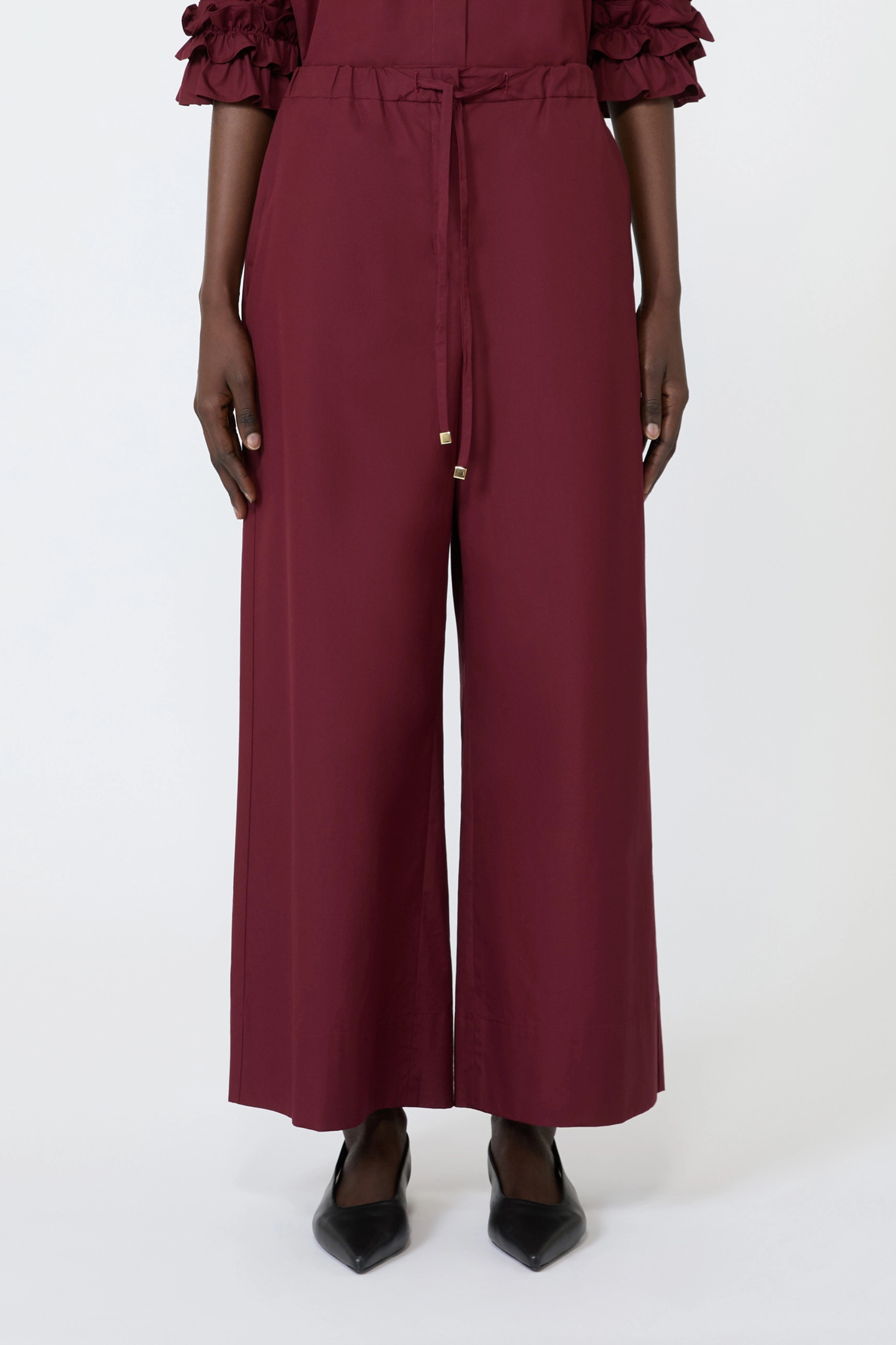 Hose Aureo in RubinS Max Mara - Anita Hass