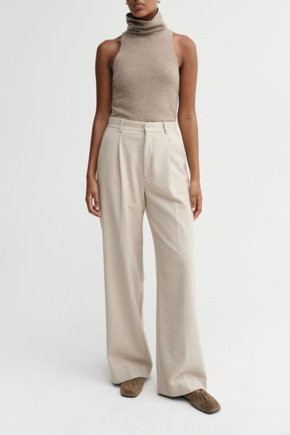 Stricktop Vida in Nougat Almada Label