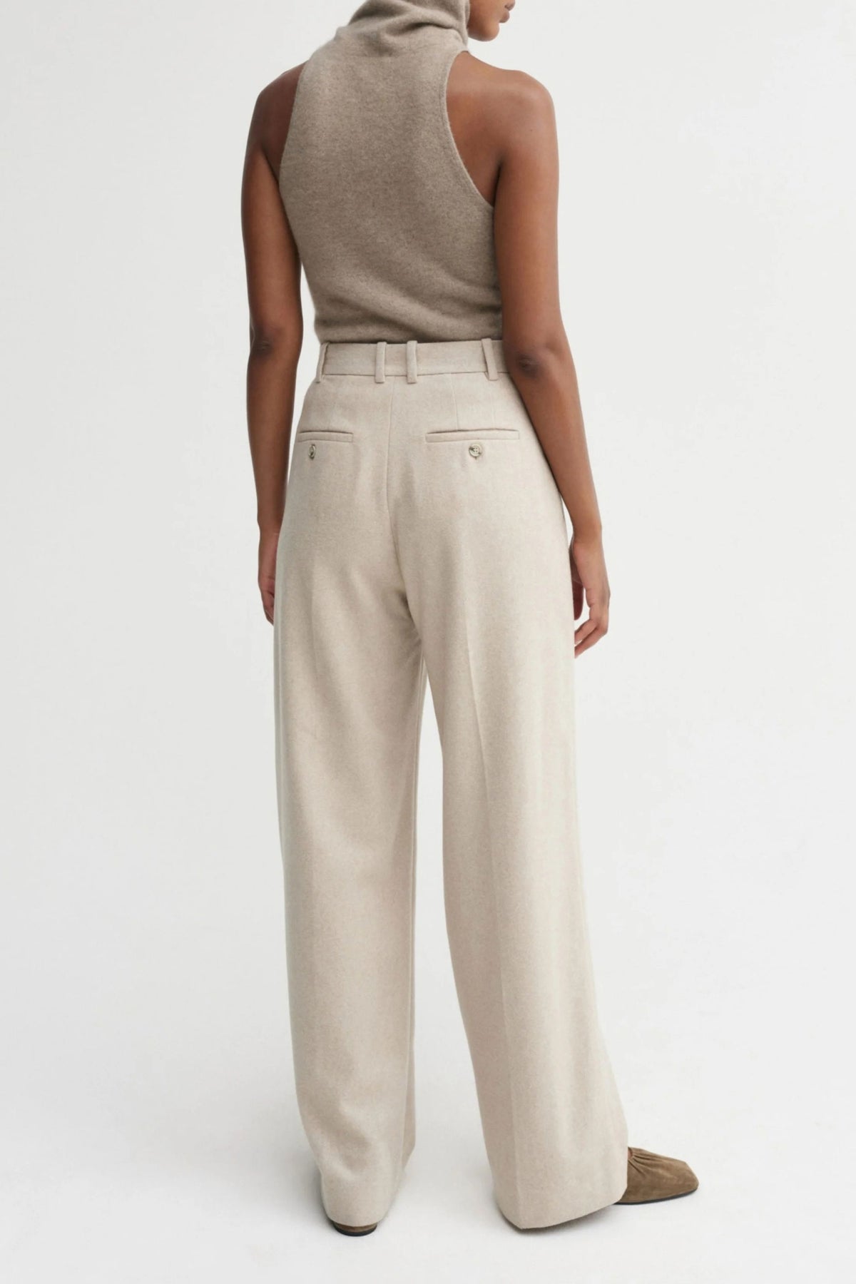 Stricktop Vida in Nougat Almada Label