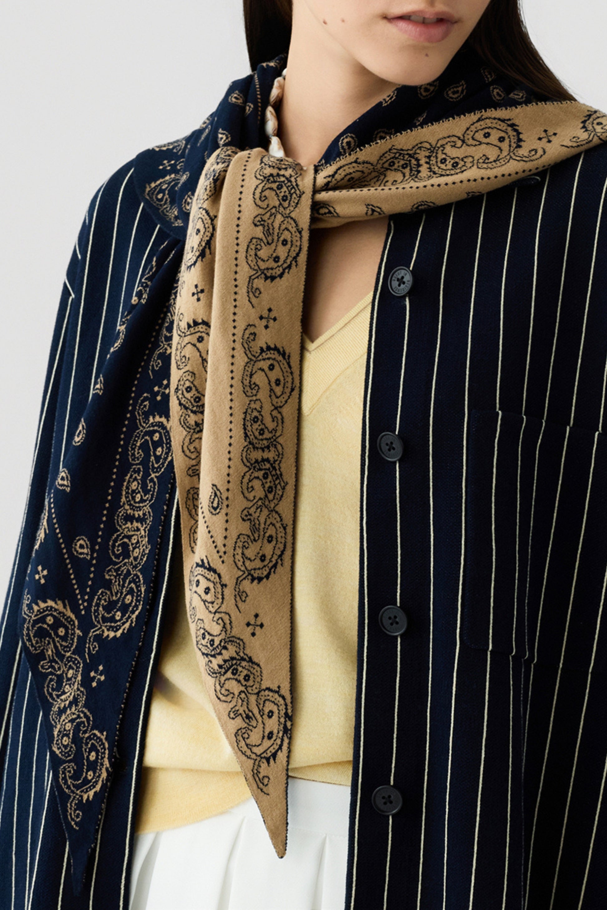 Schal The Wild Rag in Navy/Camel Guest in Residence