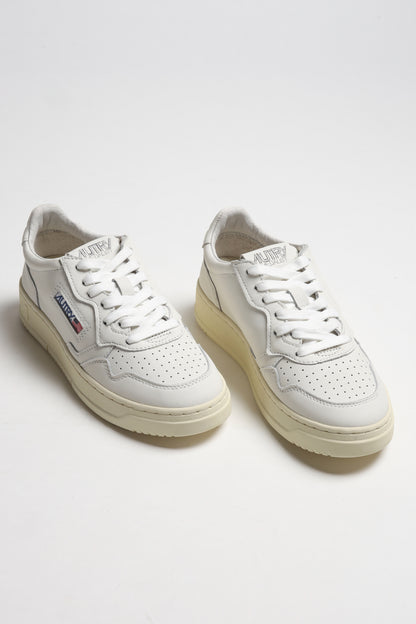 Sneaker Medalist Mules in White