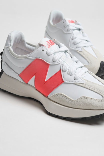 Sneaker 327 in Weiß/Blast RedNew Balance - Anita Hass