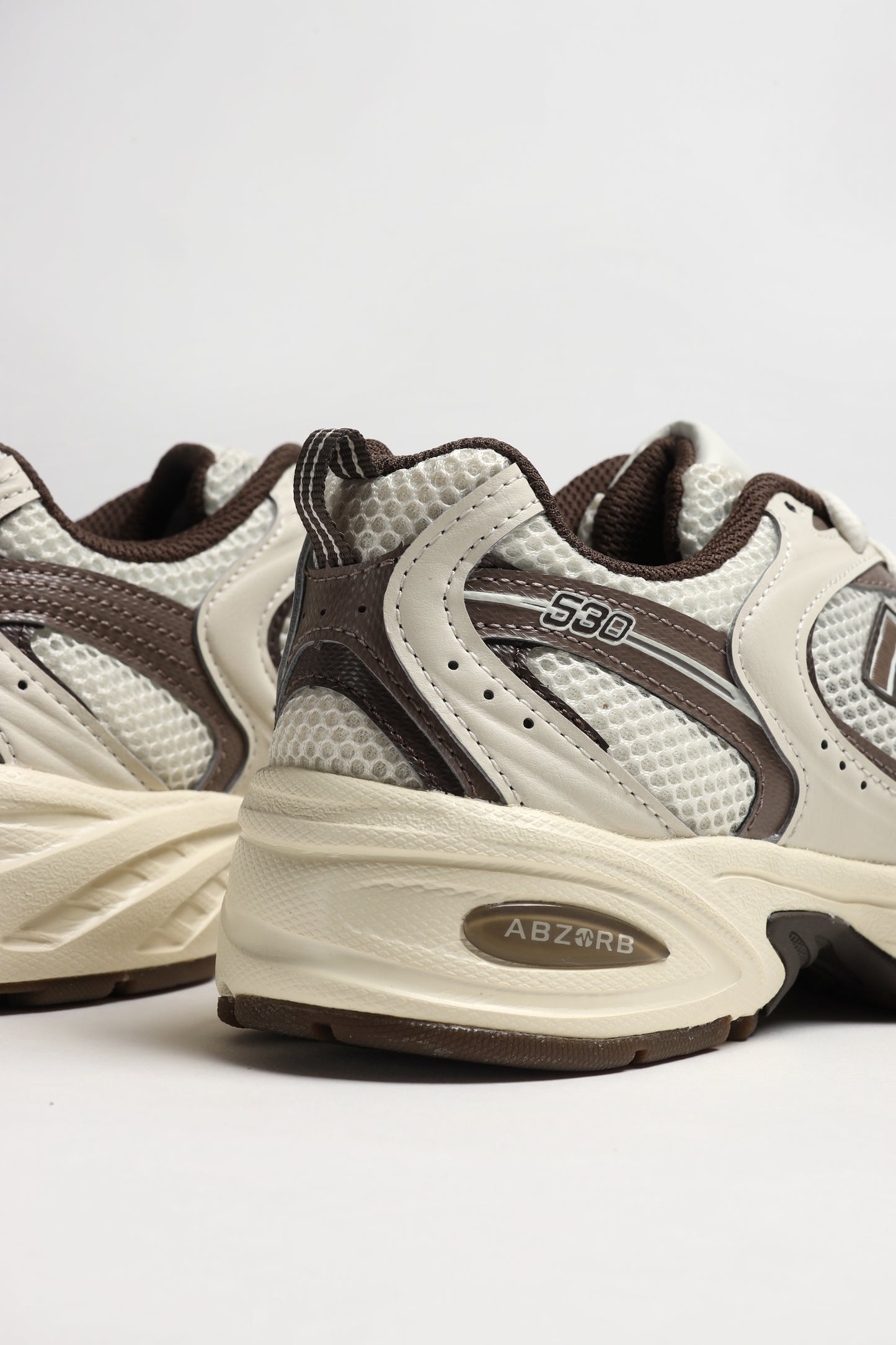 Sneaker 530 in Turtledove/MushroomNew Balance - Anita Hass