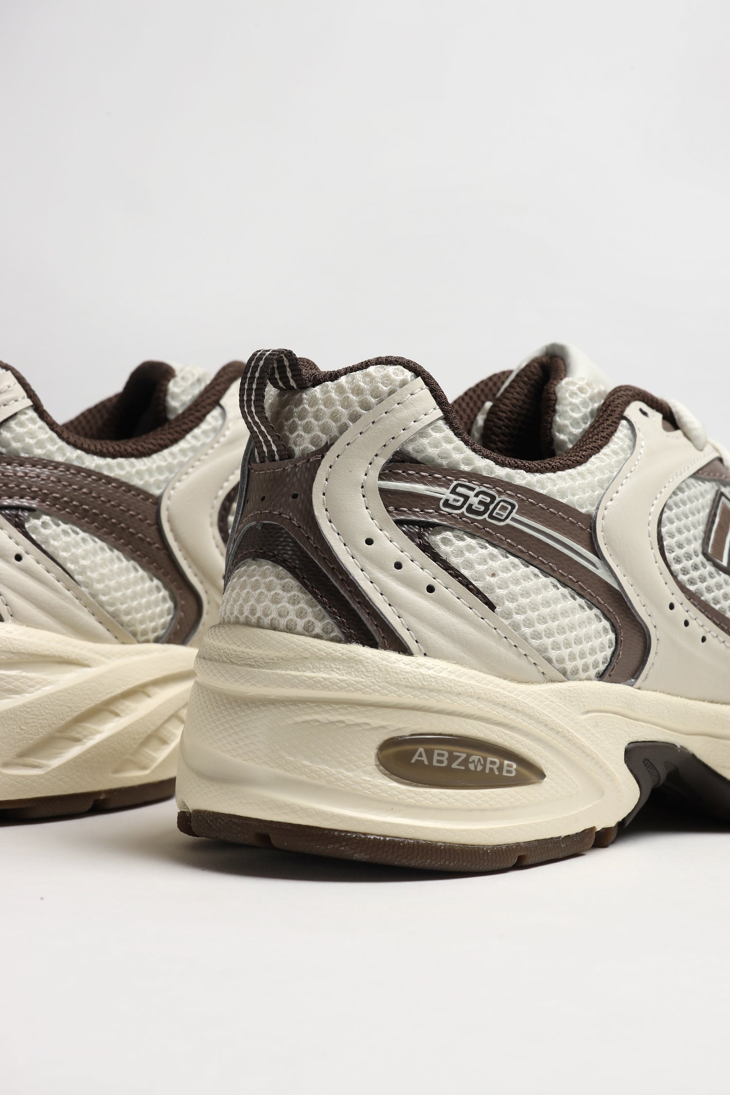 Sneaker 530 in Turtledove/MushroomNew Balance - Anita Hass