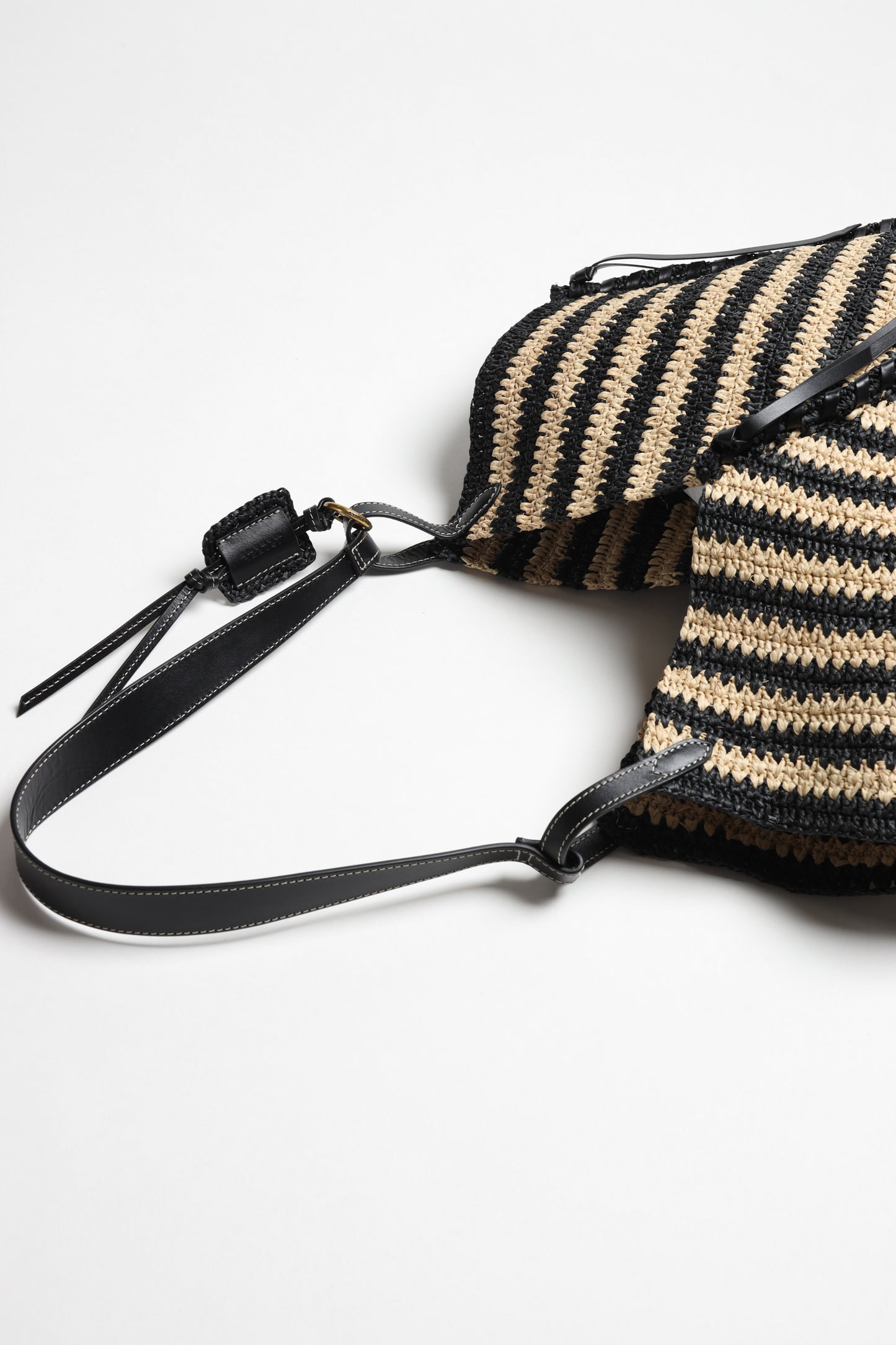Shopper Tampa Raffia in Natural/Black